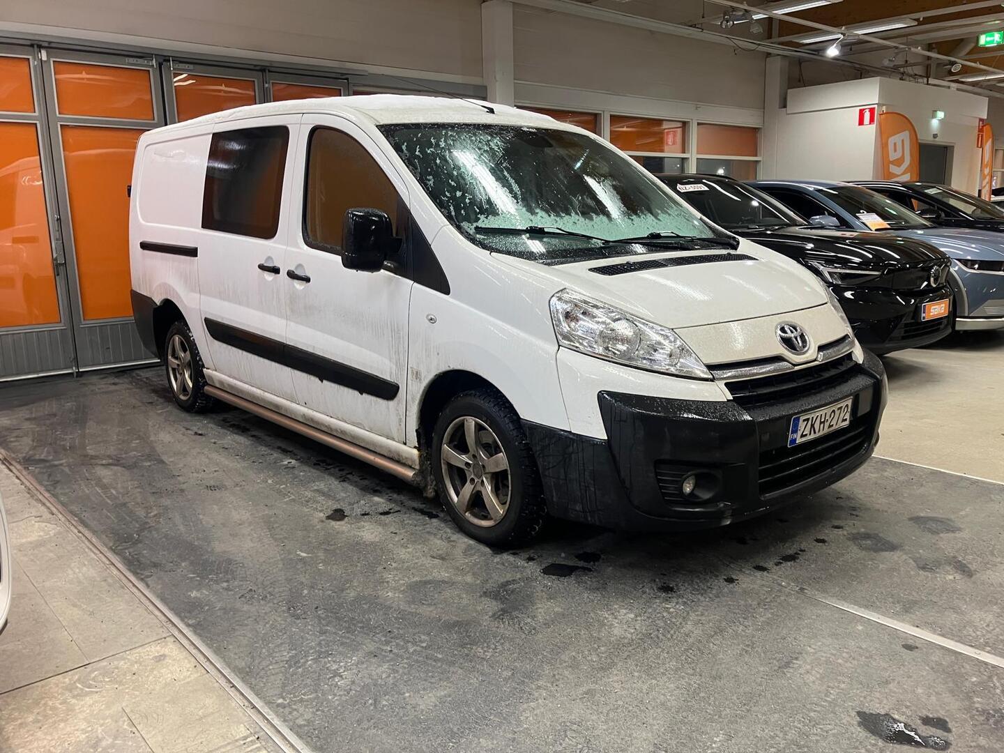 TOYOTA Proace 2014