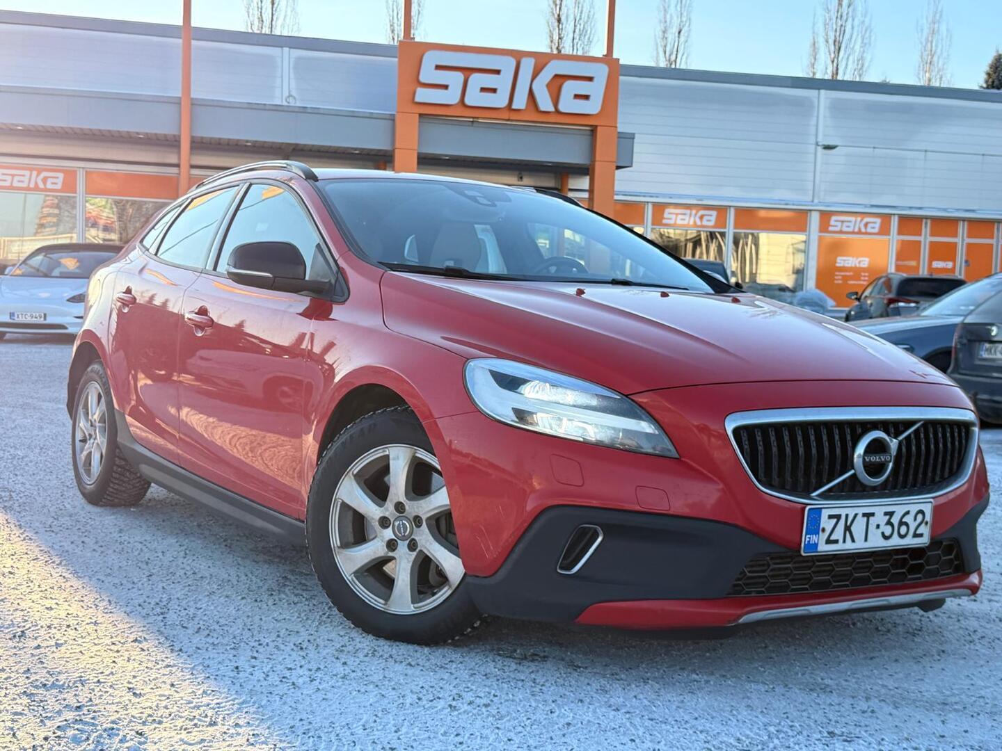 VOLVO V40 Cross Country 2016
