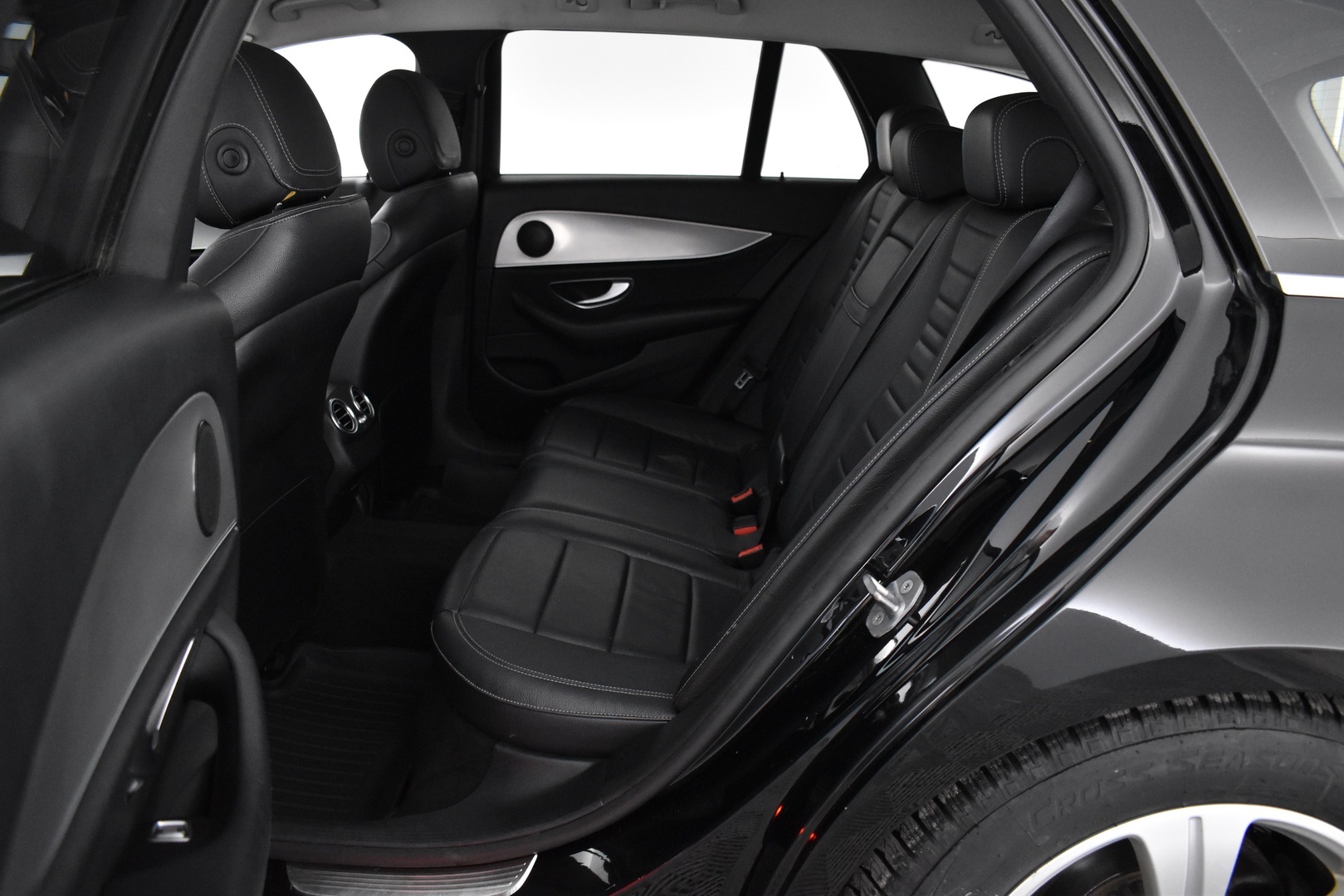 MERCEDES-BENZ E 2018