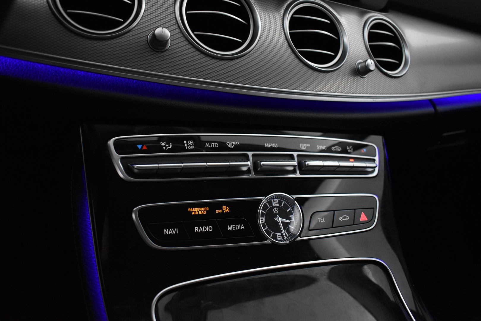 MERCEDES-BENZ E 2018