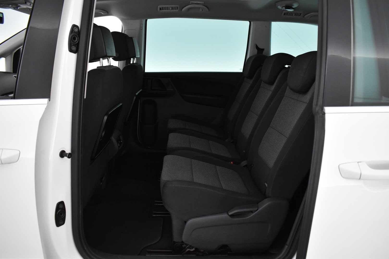 VOLKSWAGEN Sharan 2013