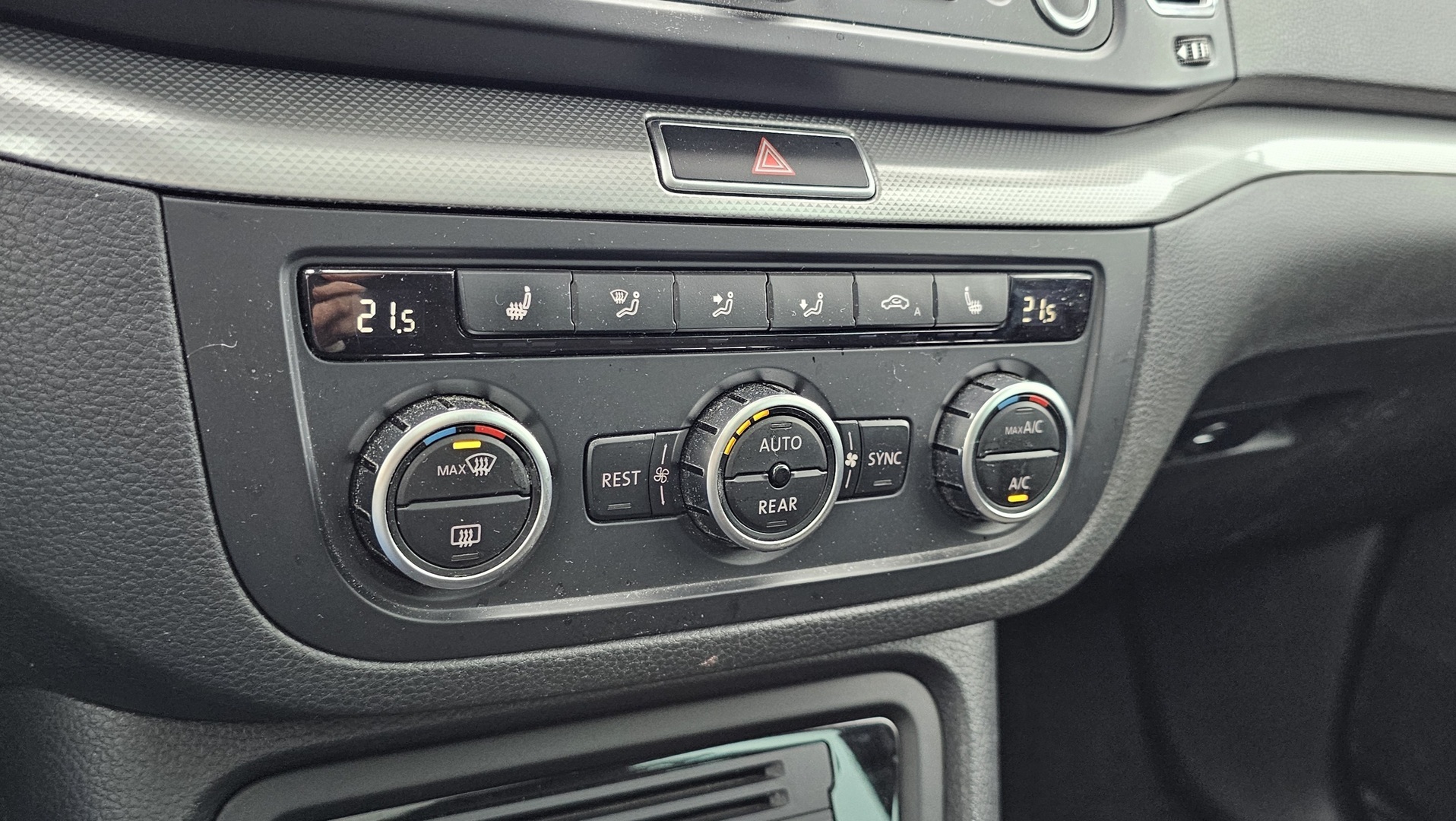 VOLKSWAGEN Sharan 2013