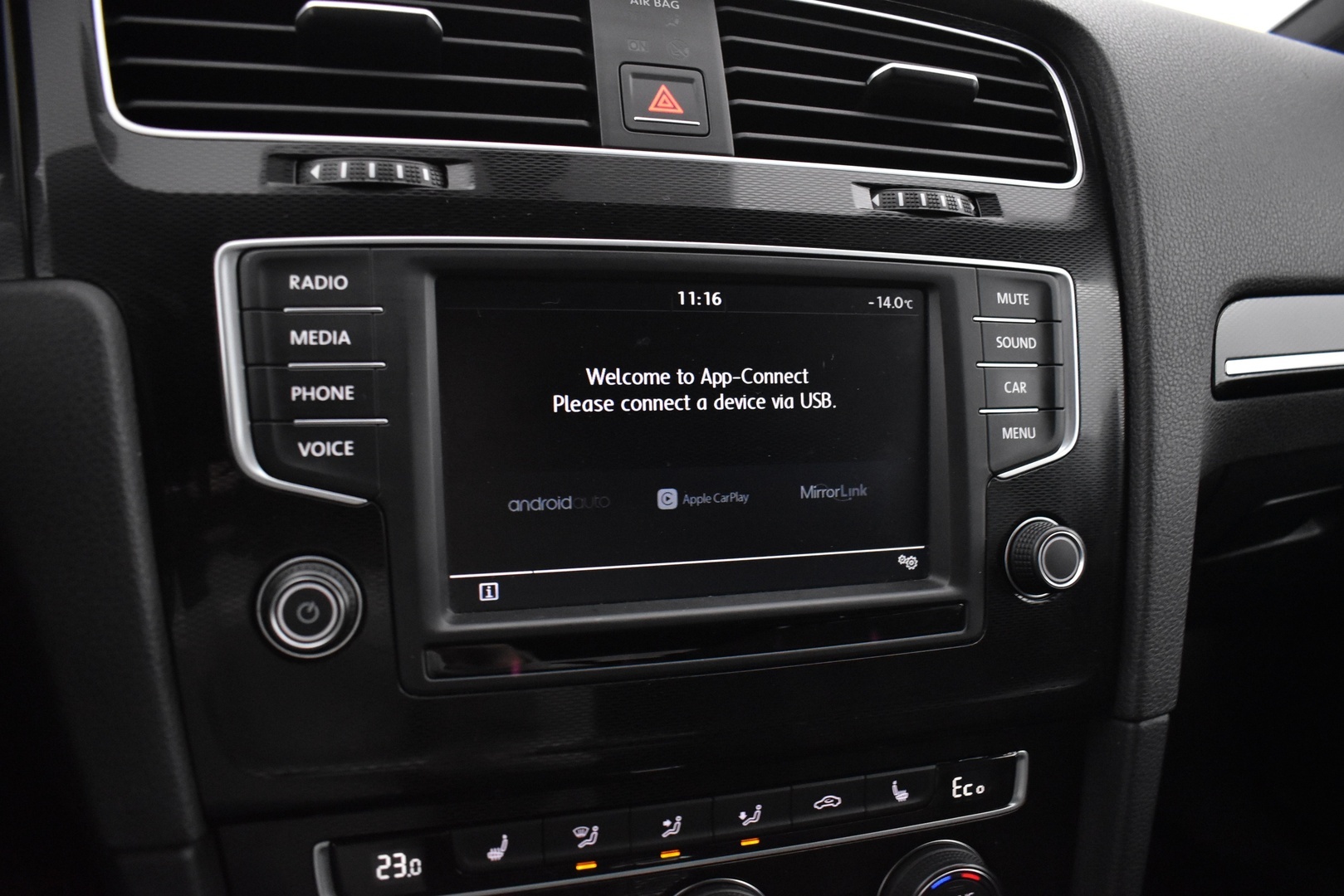 VOLKSWAGEN Golf 2017