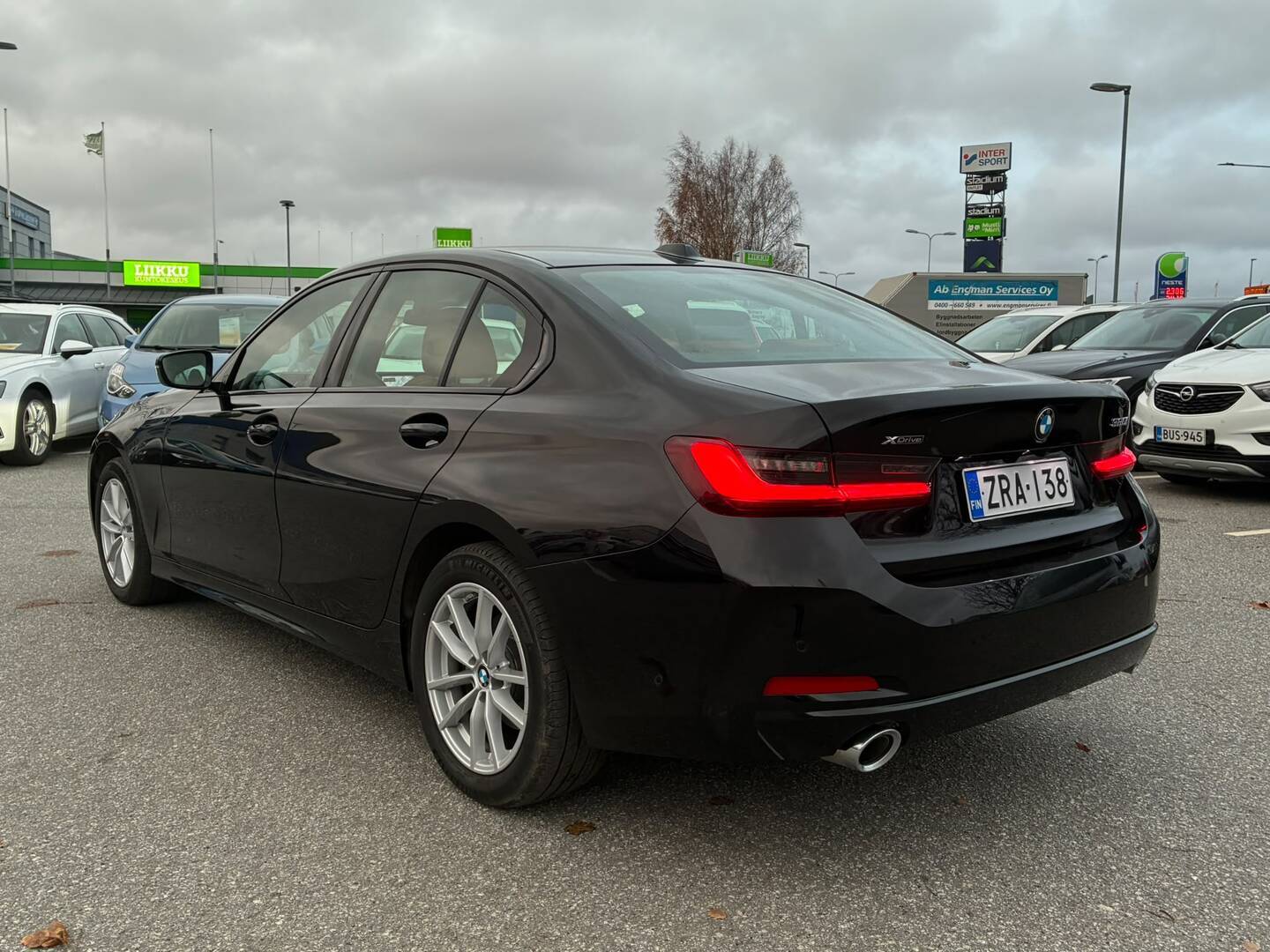 BMW 320 2023