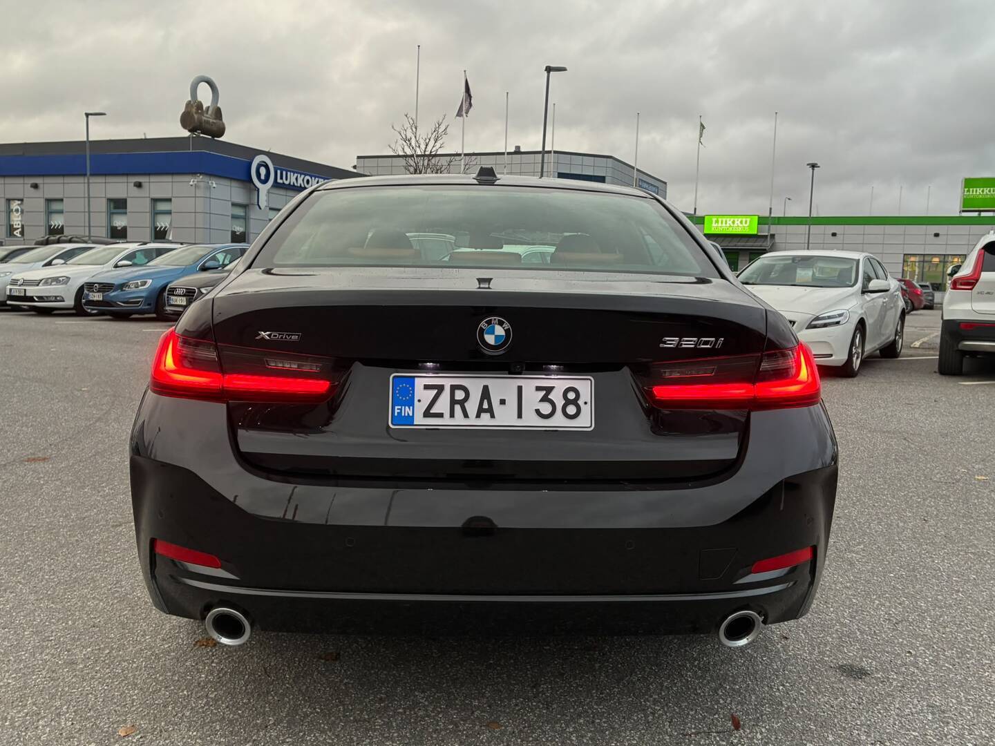 BMW 320 2023