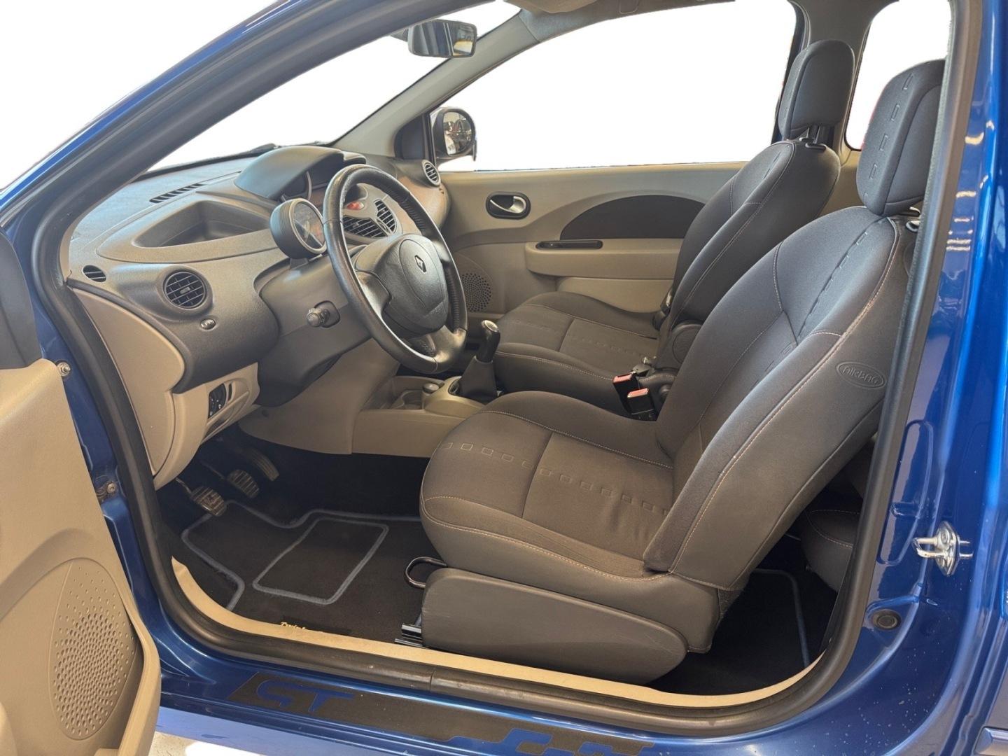 RENAULT Twingo 9