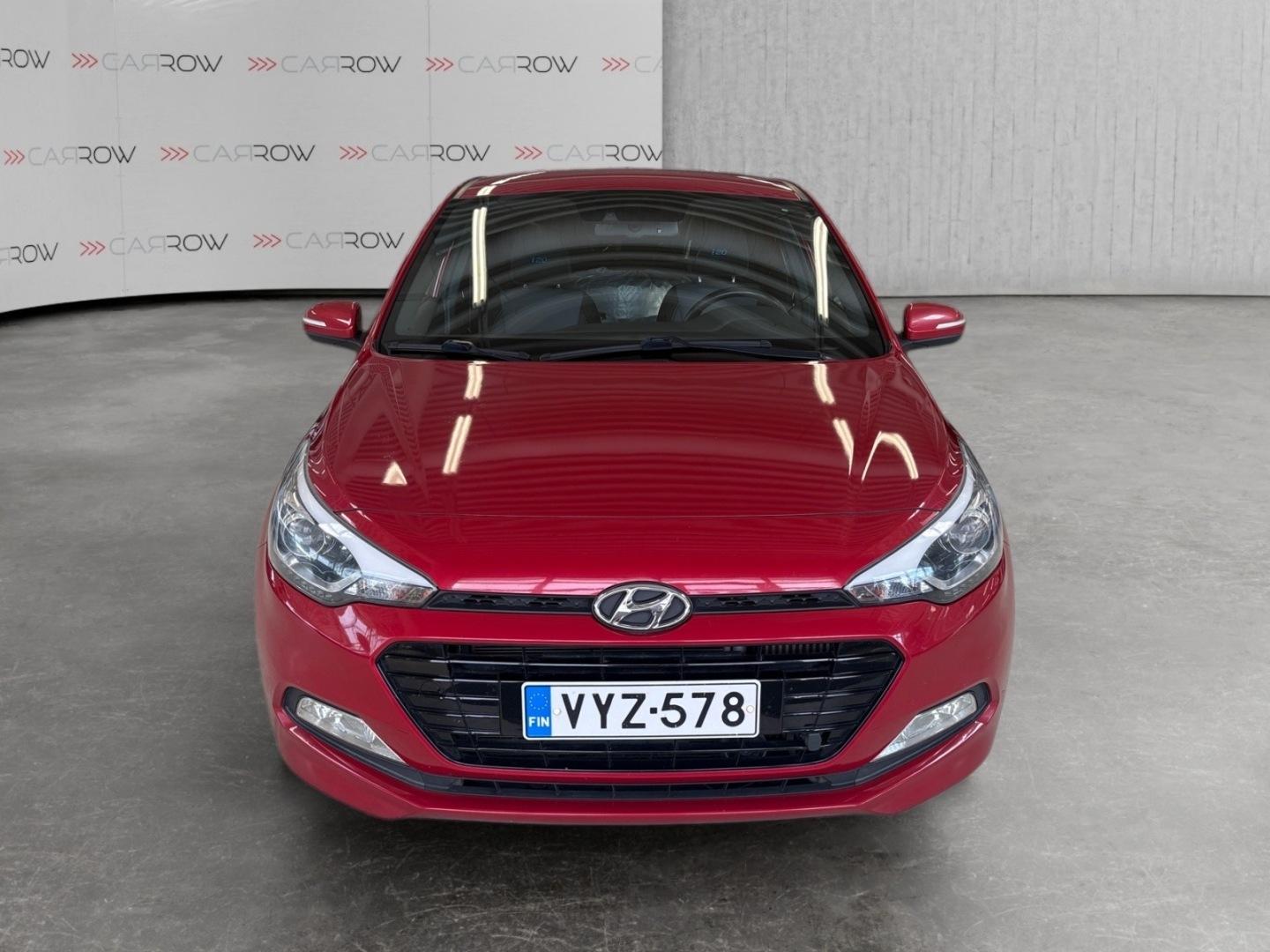 HYUNDAI i20 8