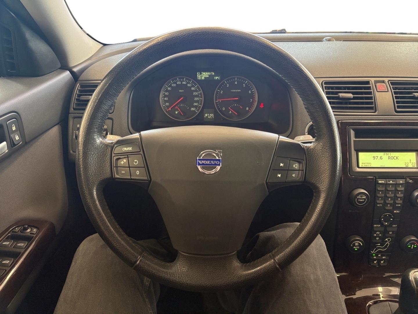 VOLVO S40 13