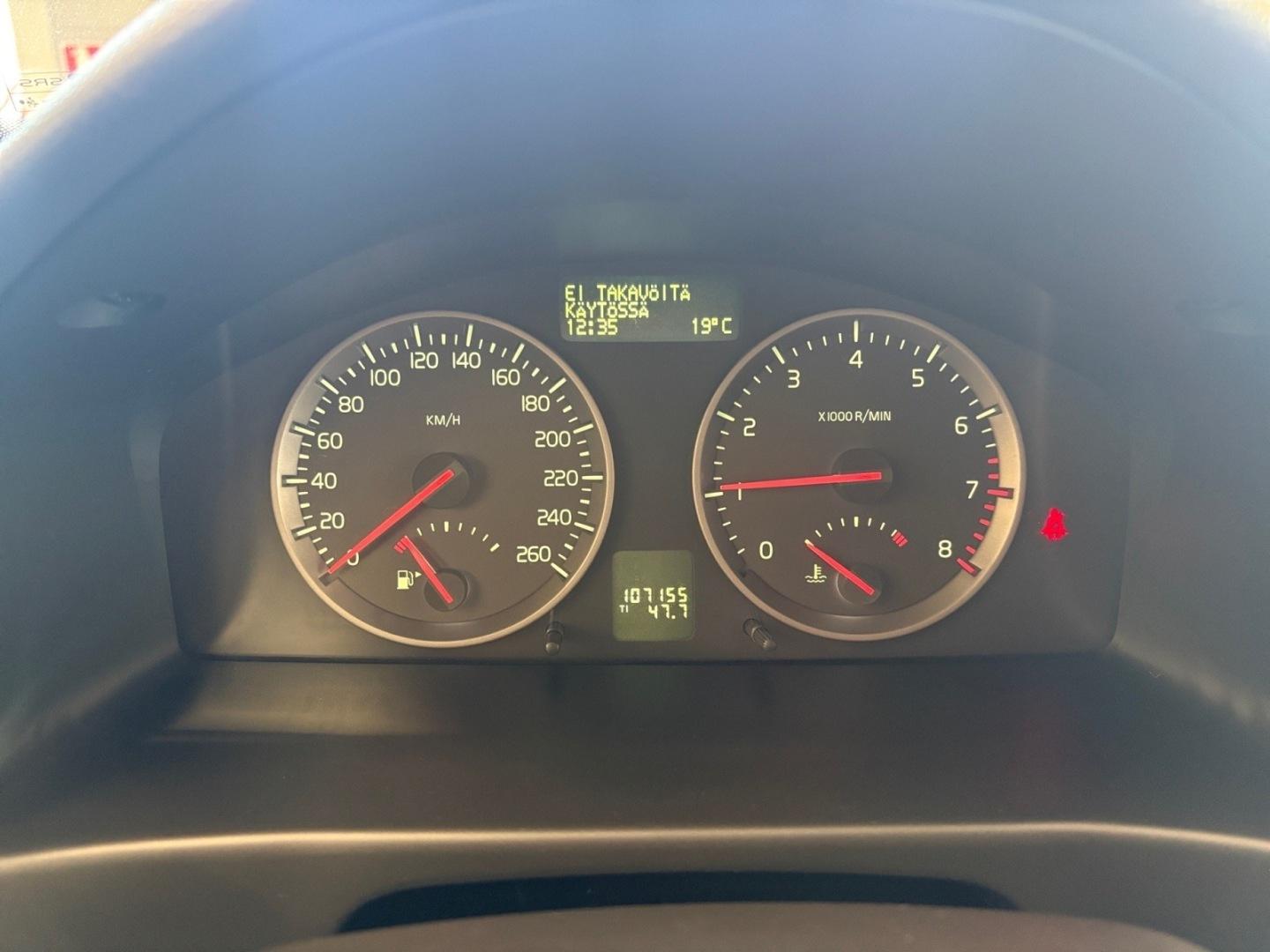 VOLVO S40 14