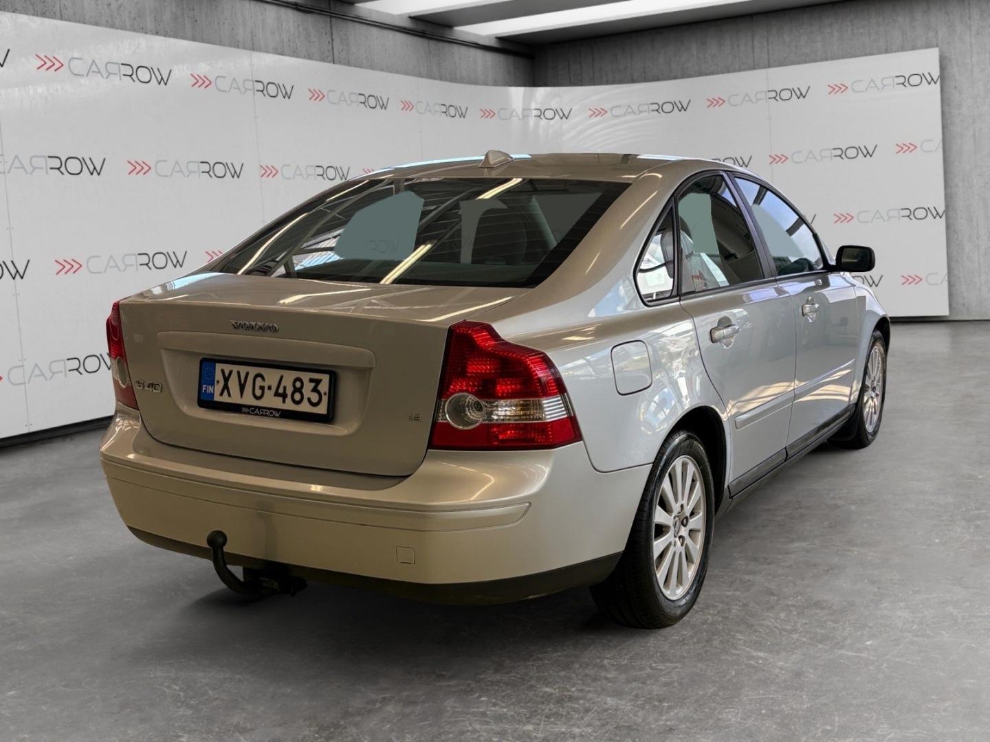 VOLVO S40 3