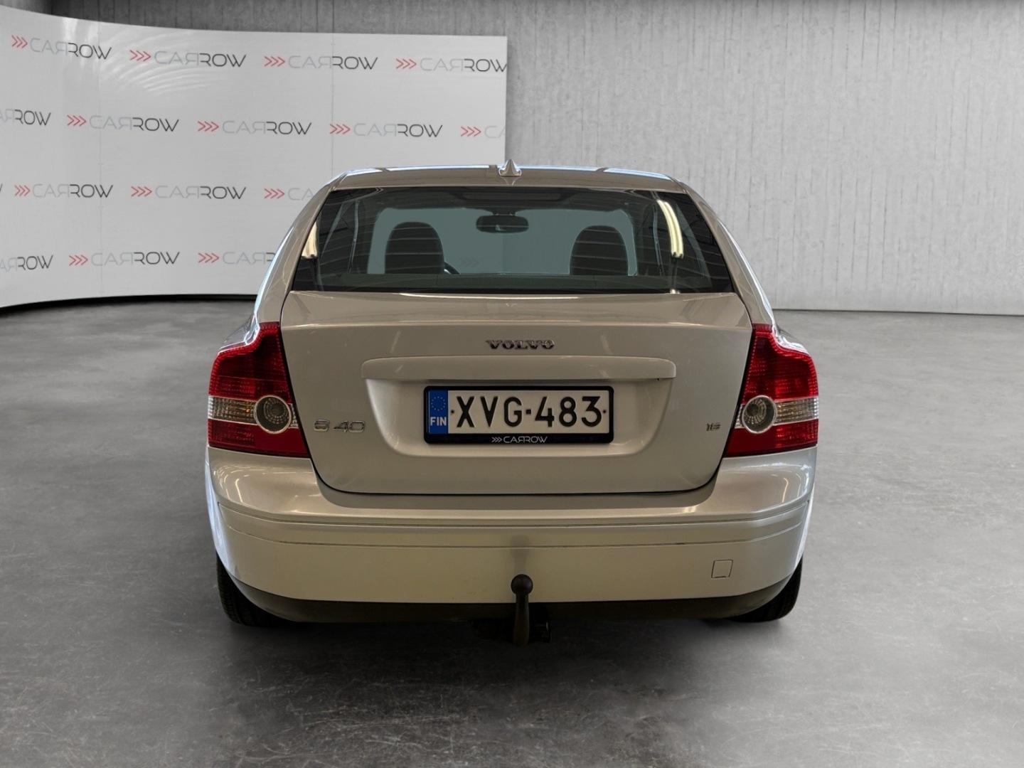 VOLVO S40 4