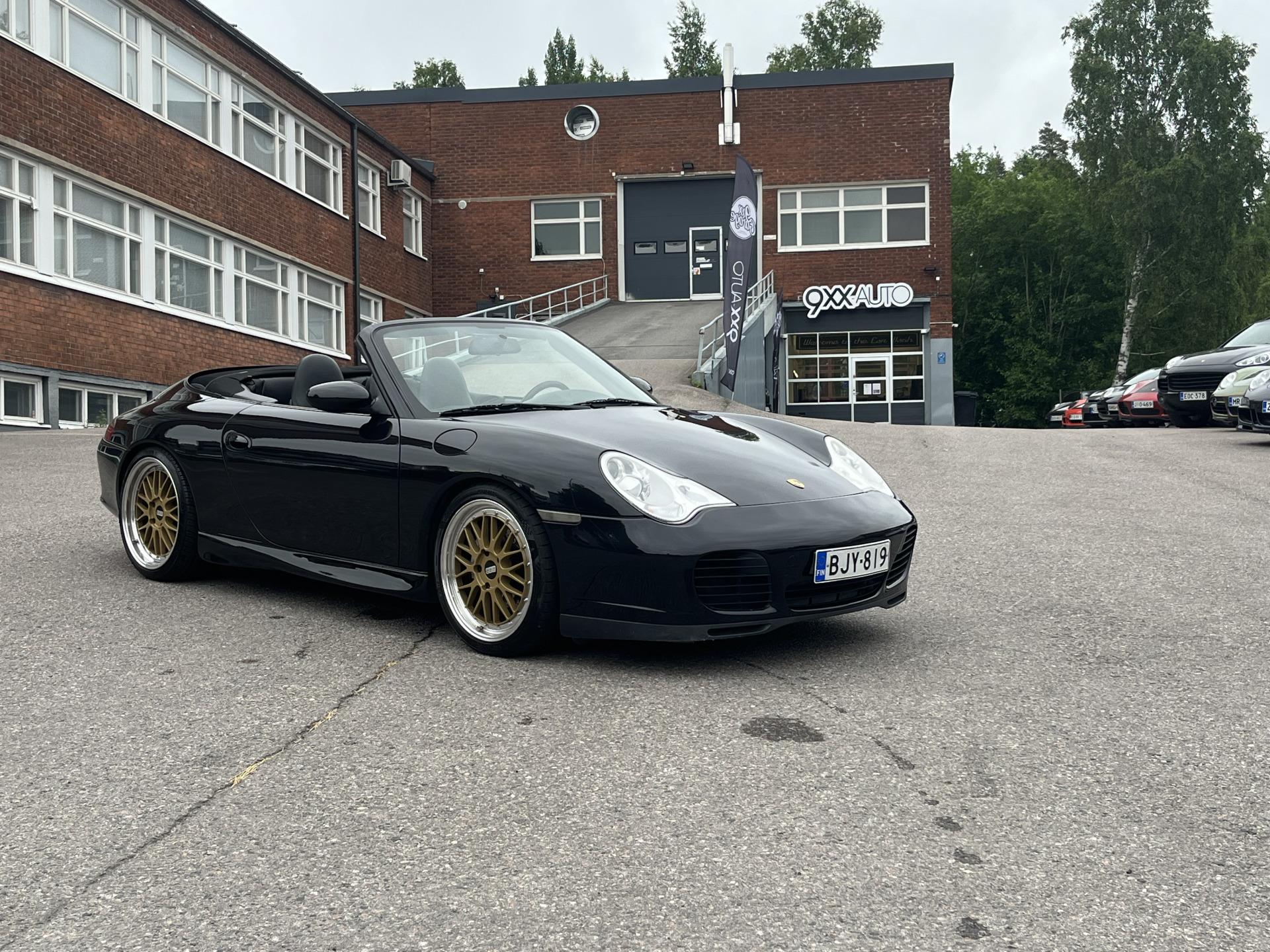 PORSCHE 911 13