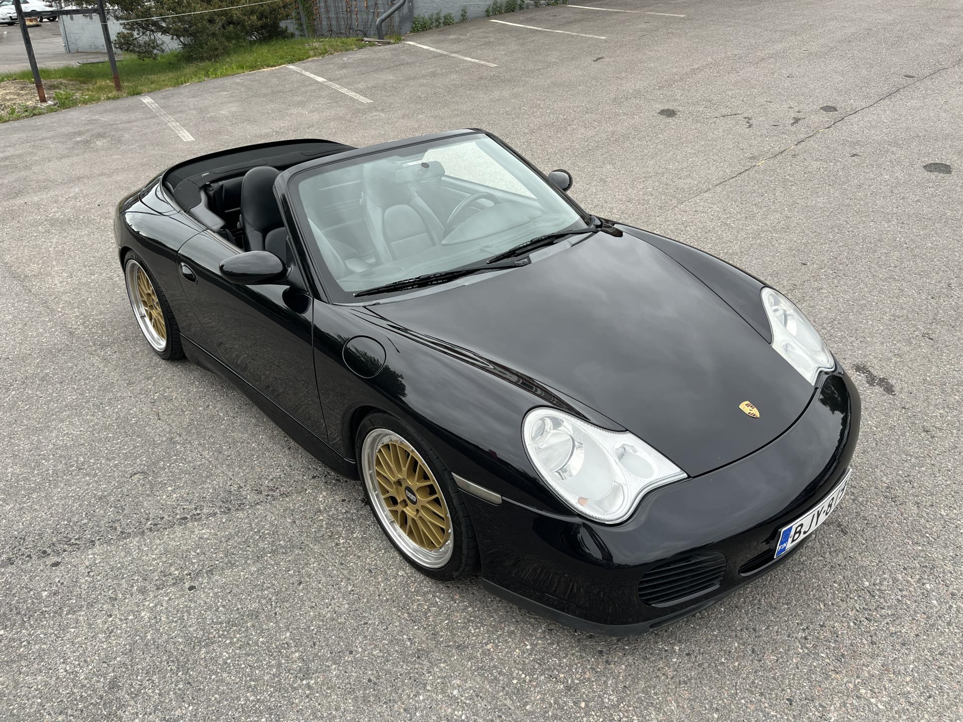 PORSCHE 911 15