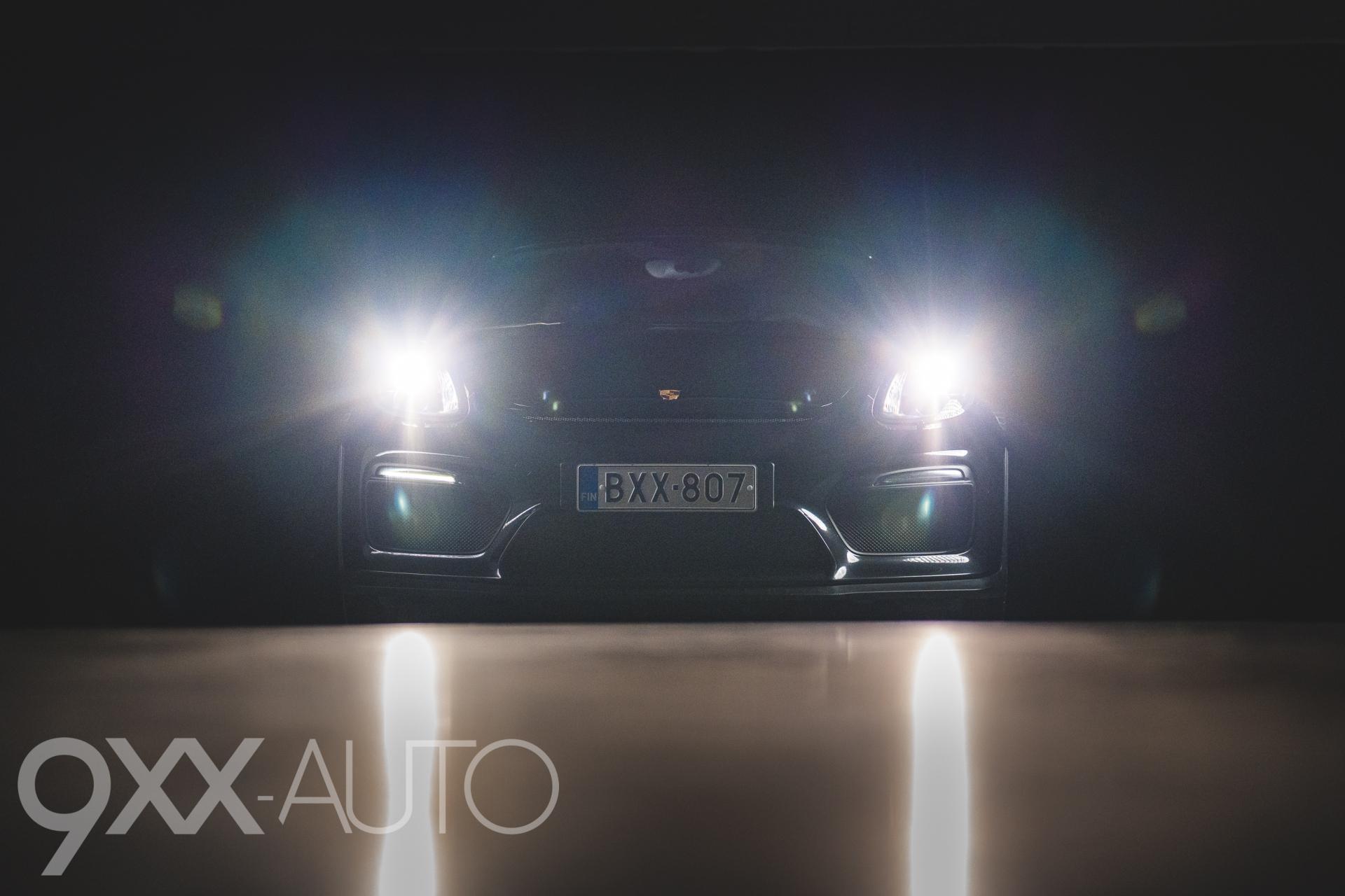 PORSCHE Cayman 4