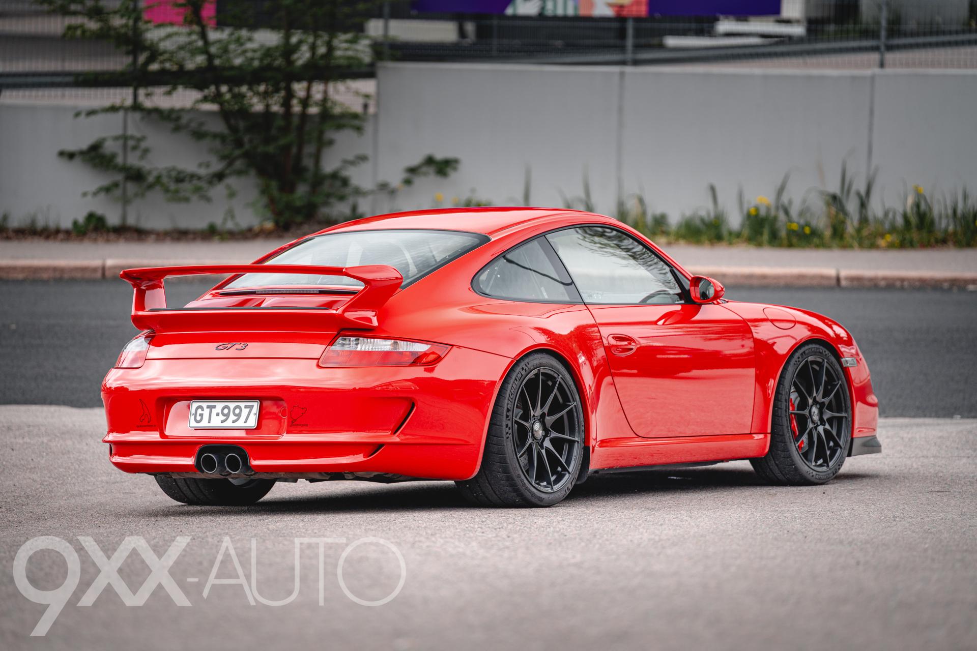 PORSCHE 911 5