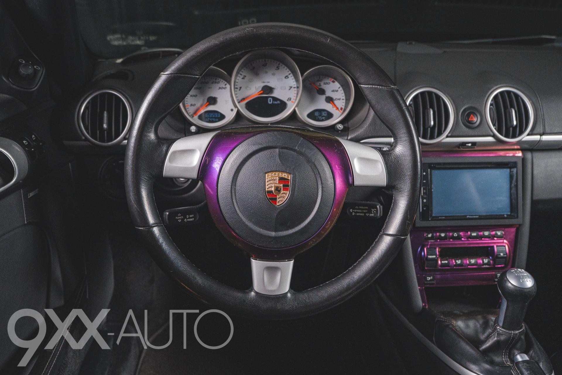 PORSCHE Cayman 15