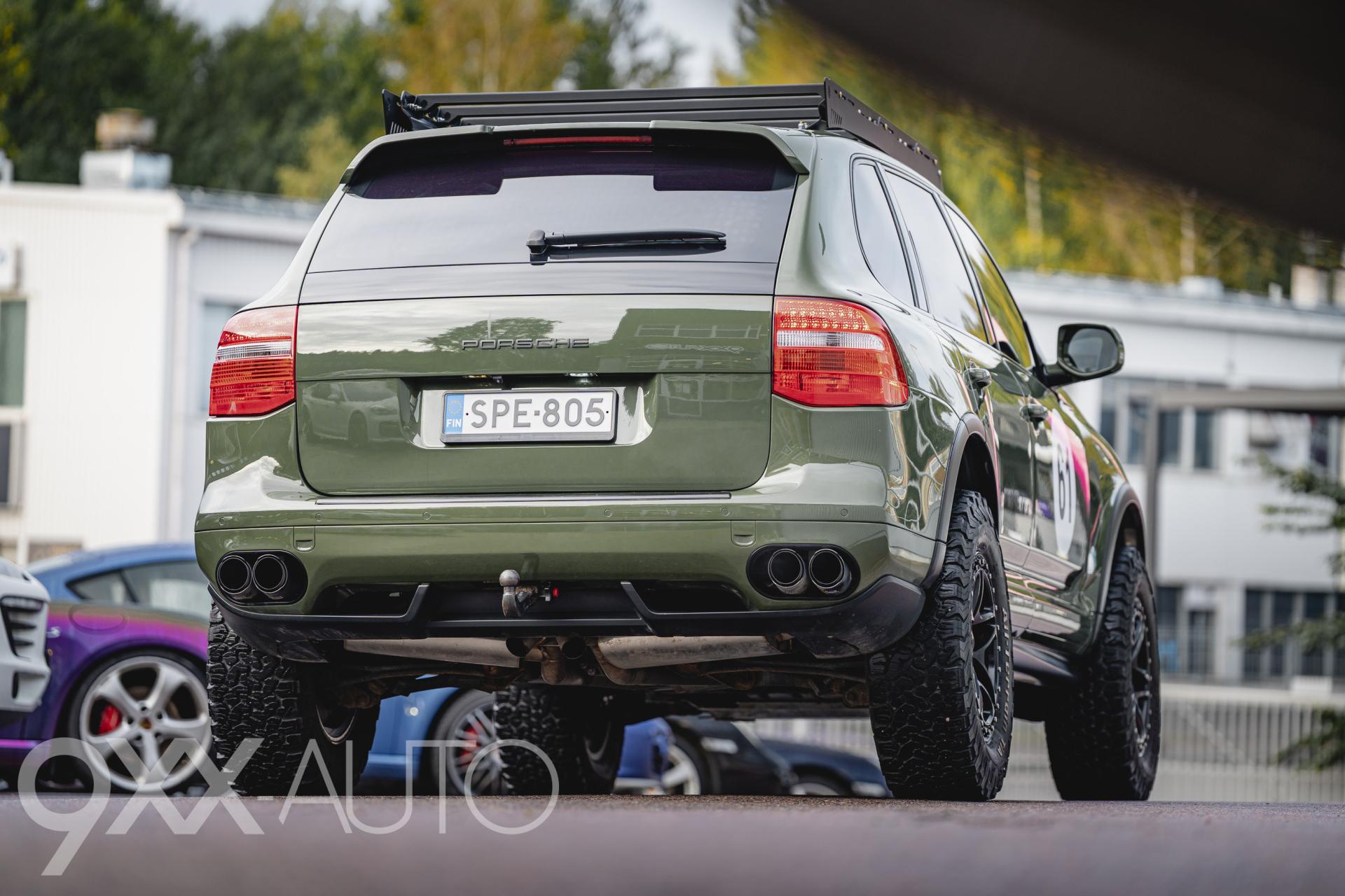 PORSCHE Cayenne 11
