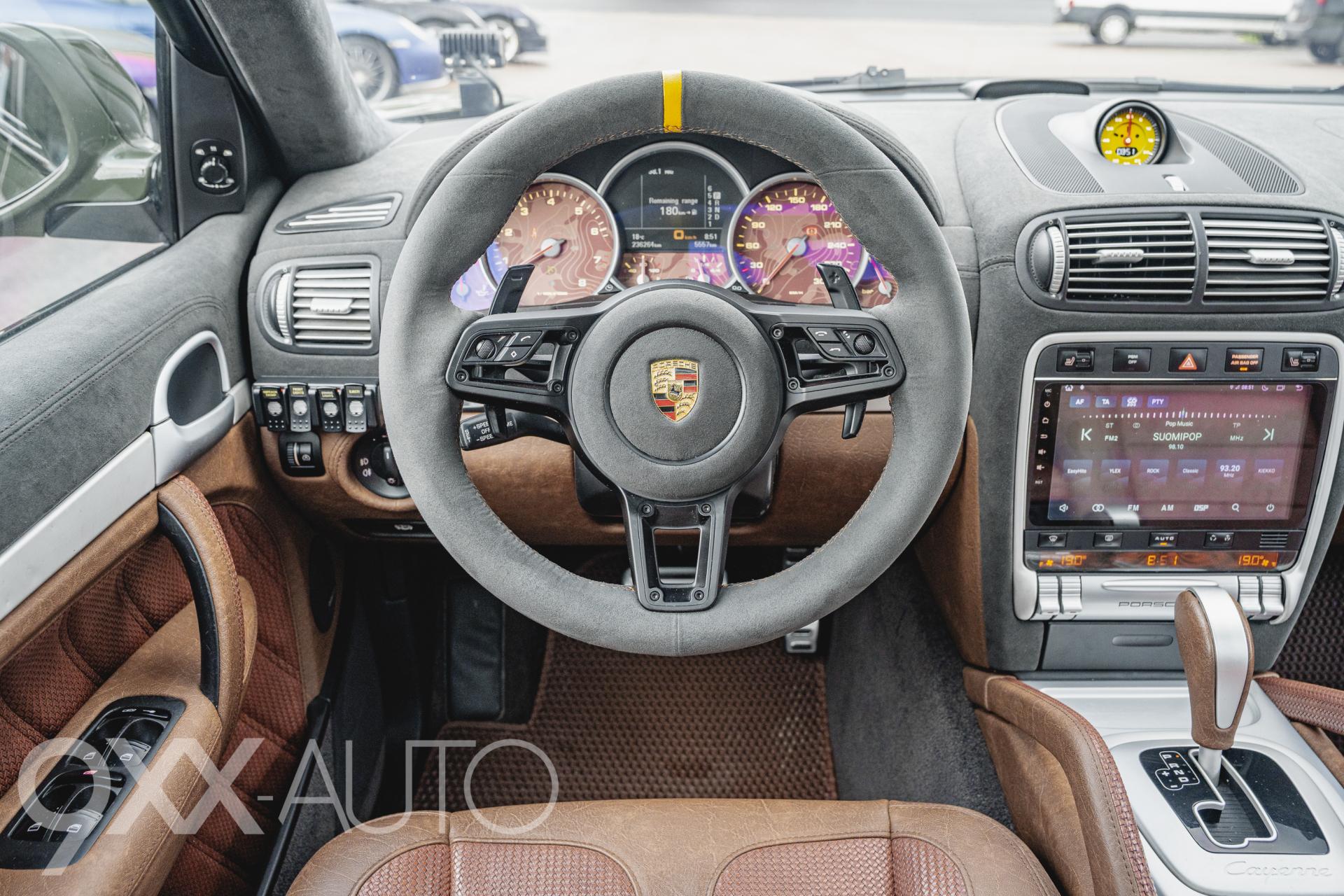 PORSCHE Cayenne 14