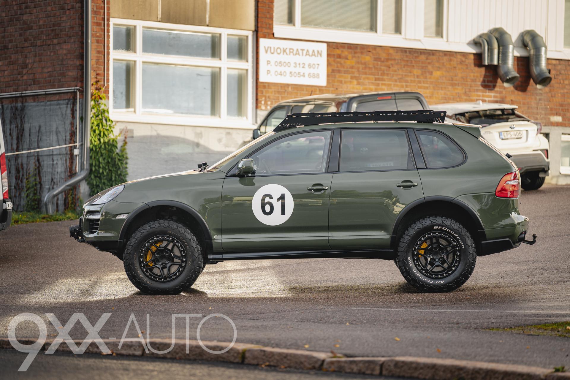 PORSCHE Cayenne 4