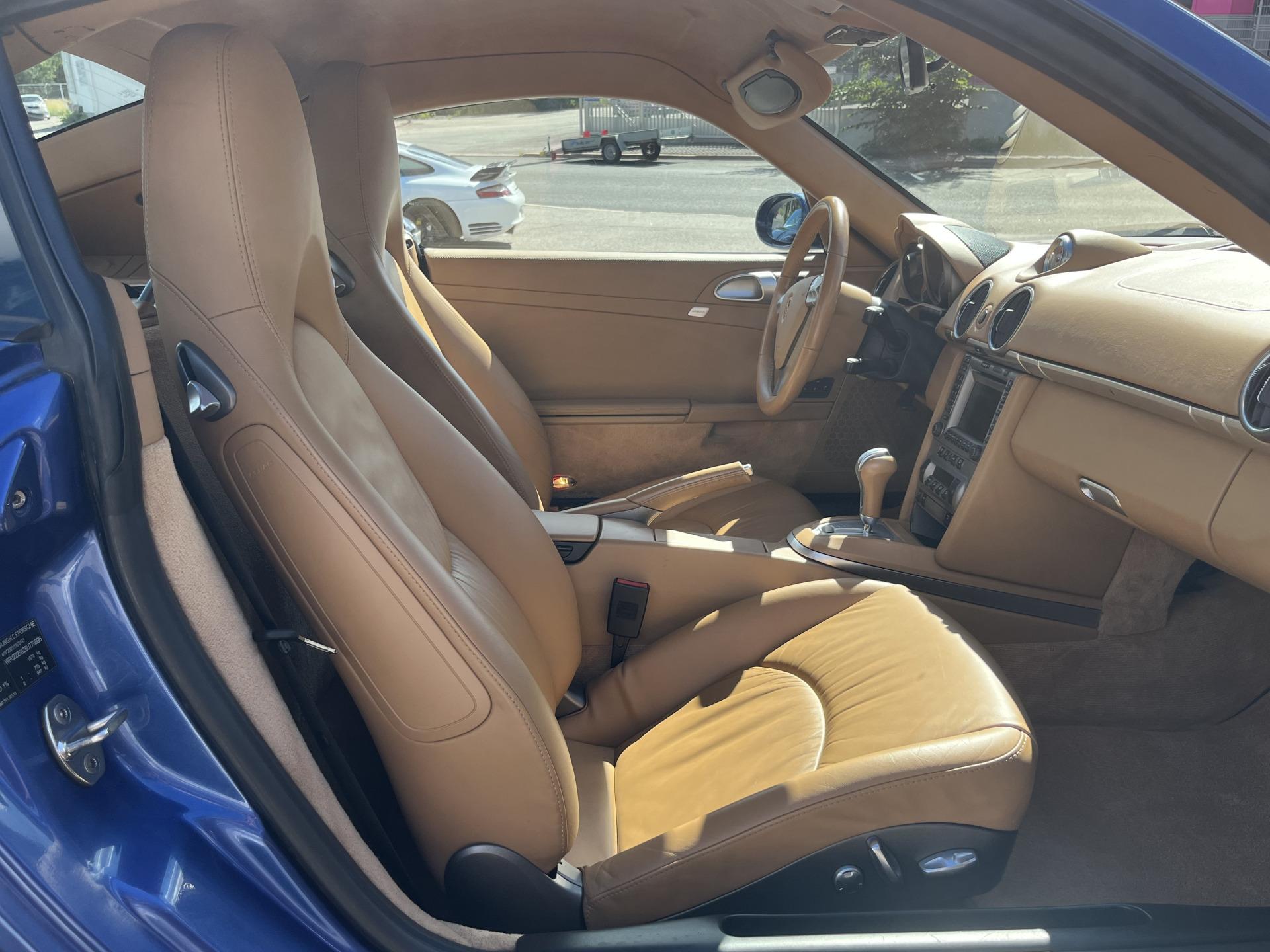 PORSCHE Cayman 12