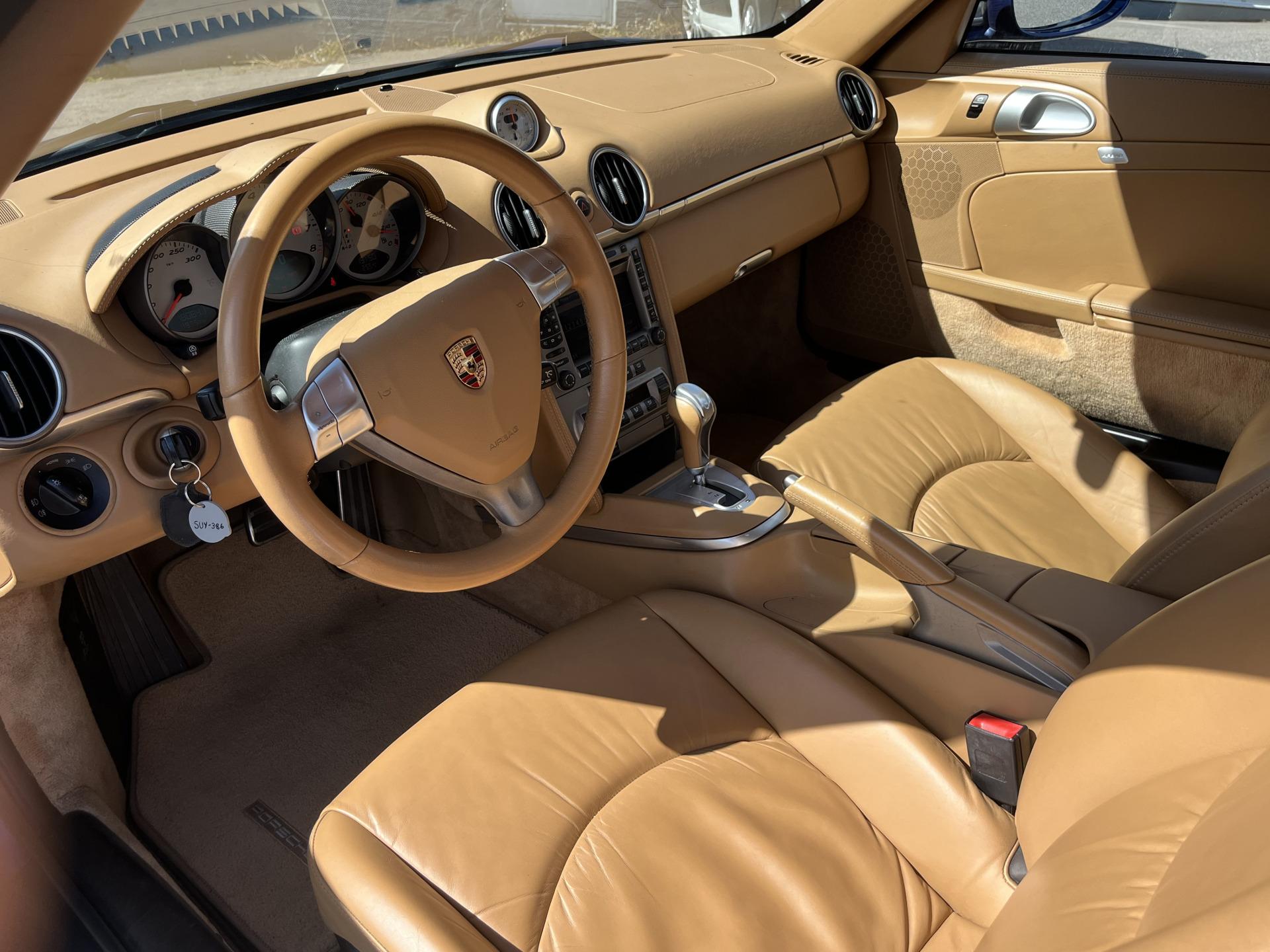 PORSCHE Cayman 9