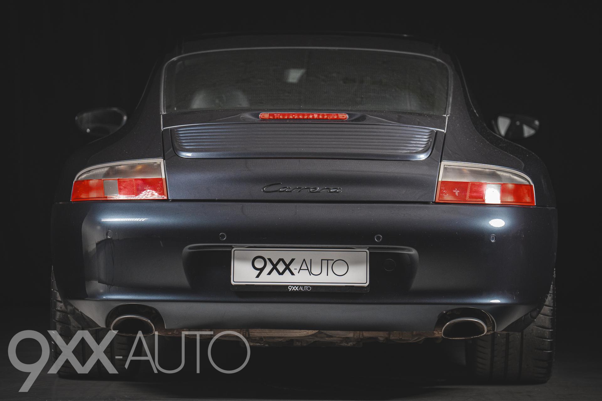PORSCHE 911 6