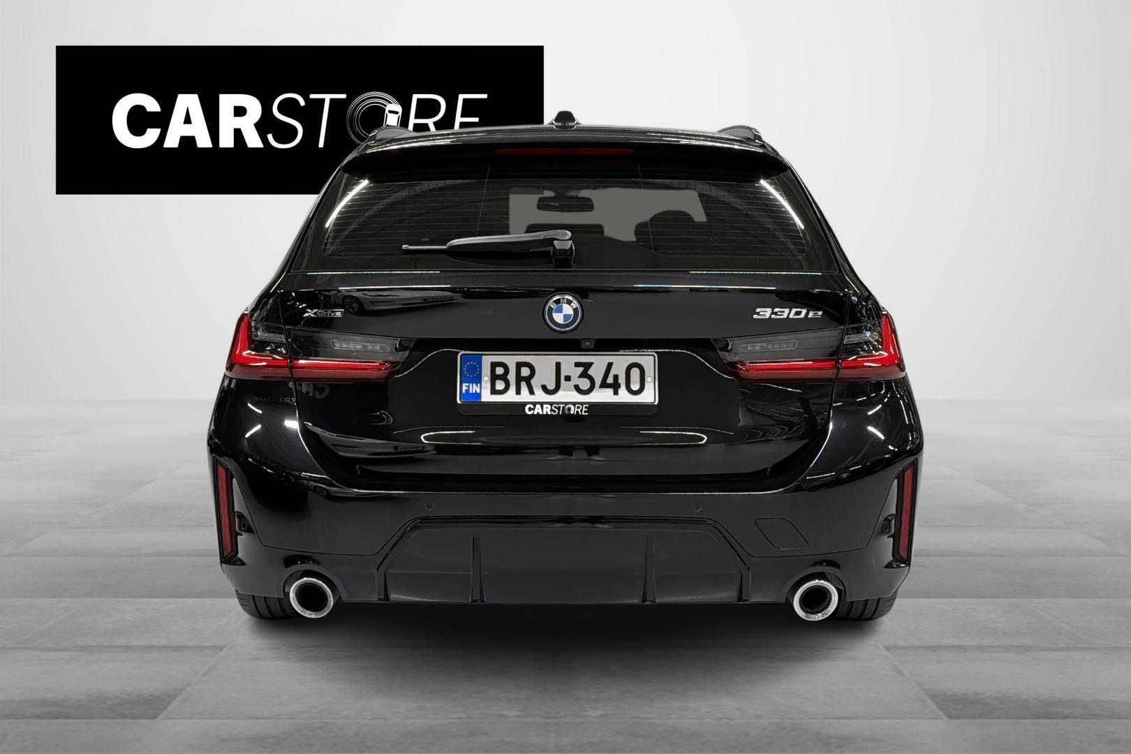 BMW 330 4