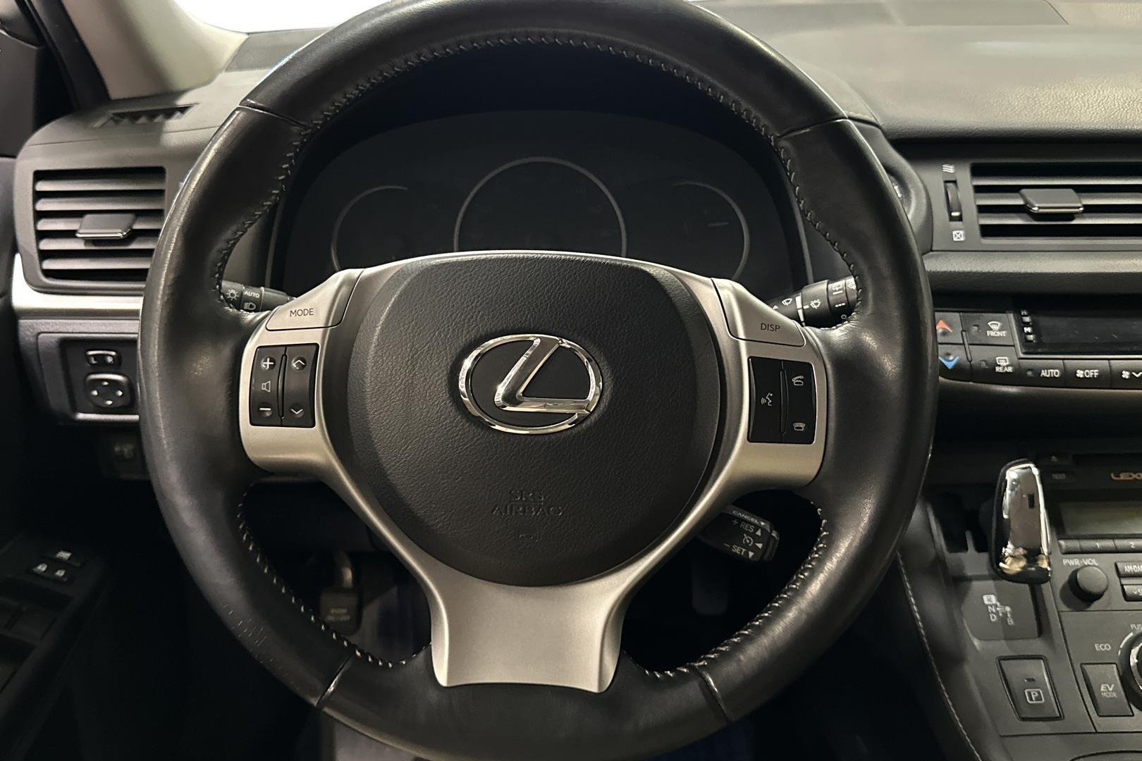 Lexus CT 2011