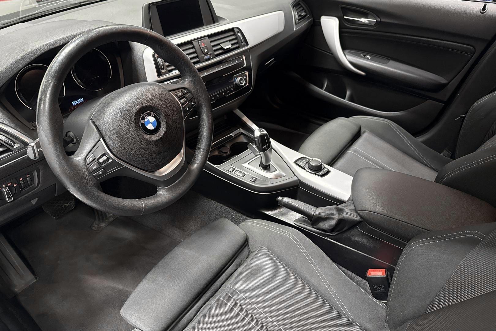 BMW 118 2019