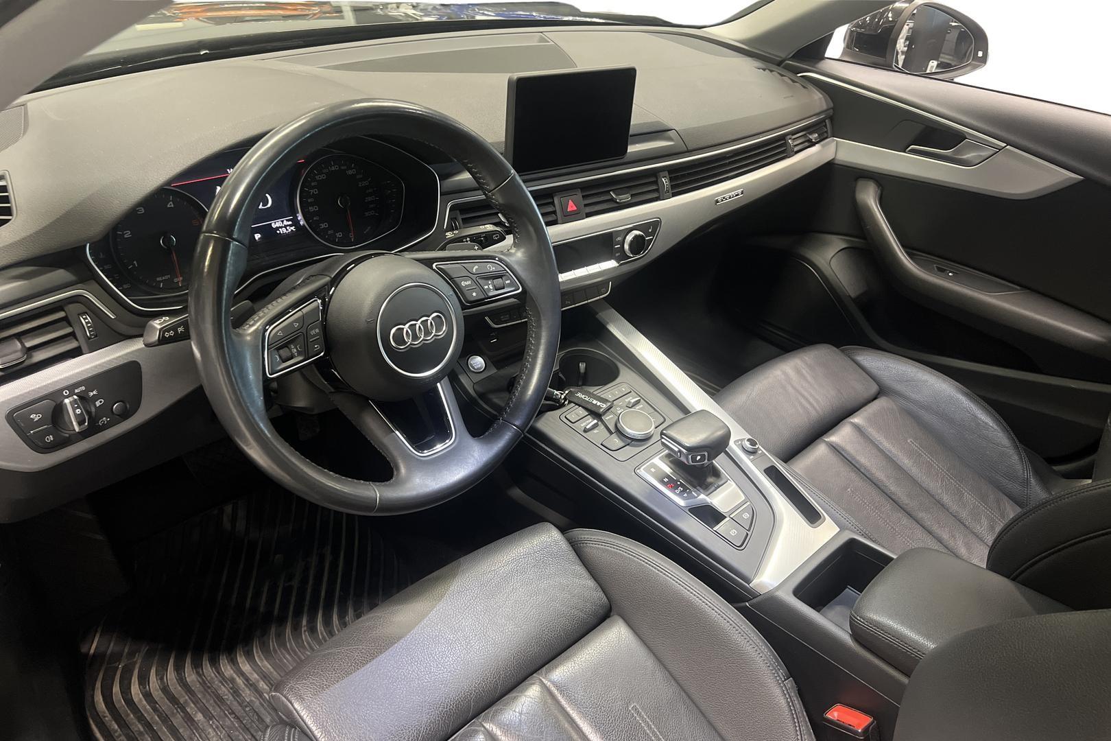 Audi A4 2019