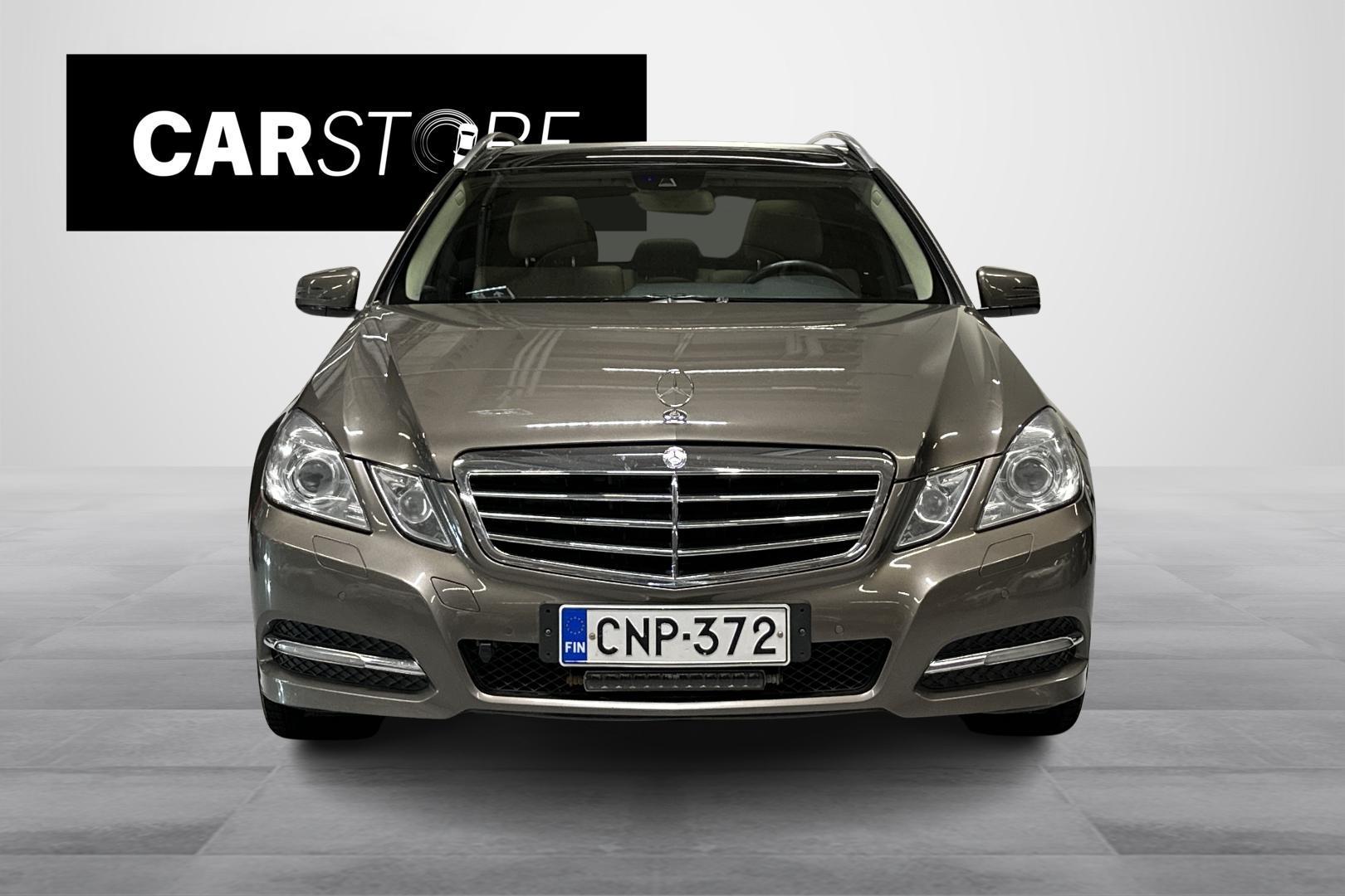 Mercedes-Benz E 2011