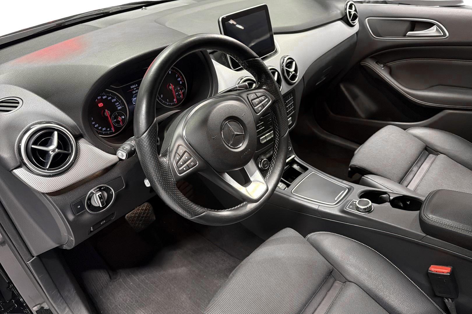 Mercedes-Benz B 2016