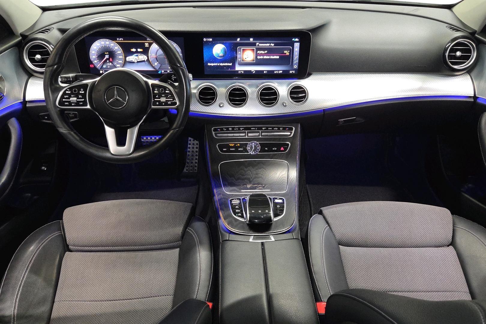 MERCEDES-BENZ E 8