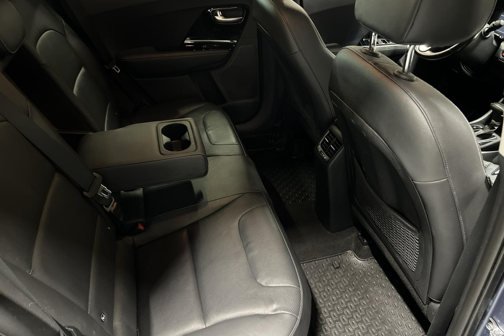 Kia Niro plug-in 13