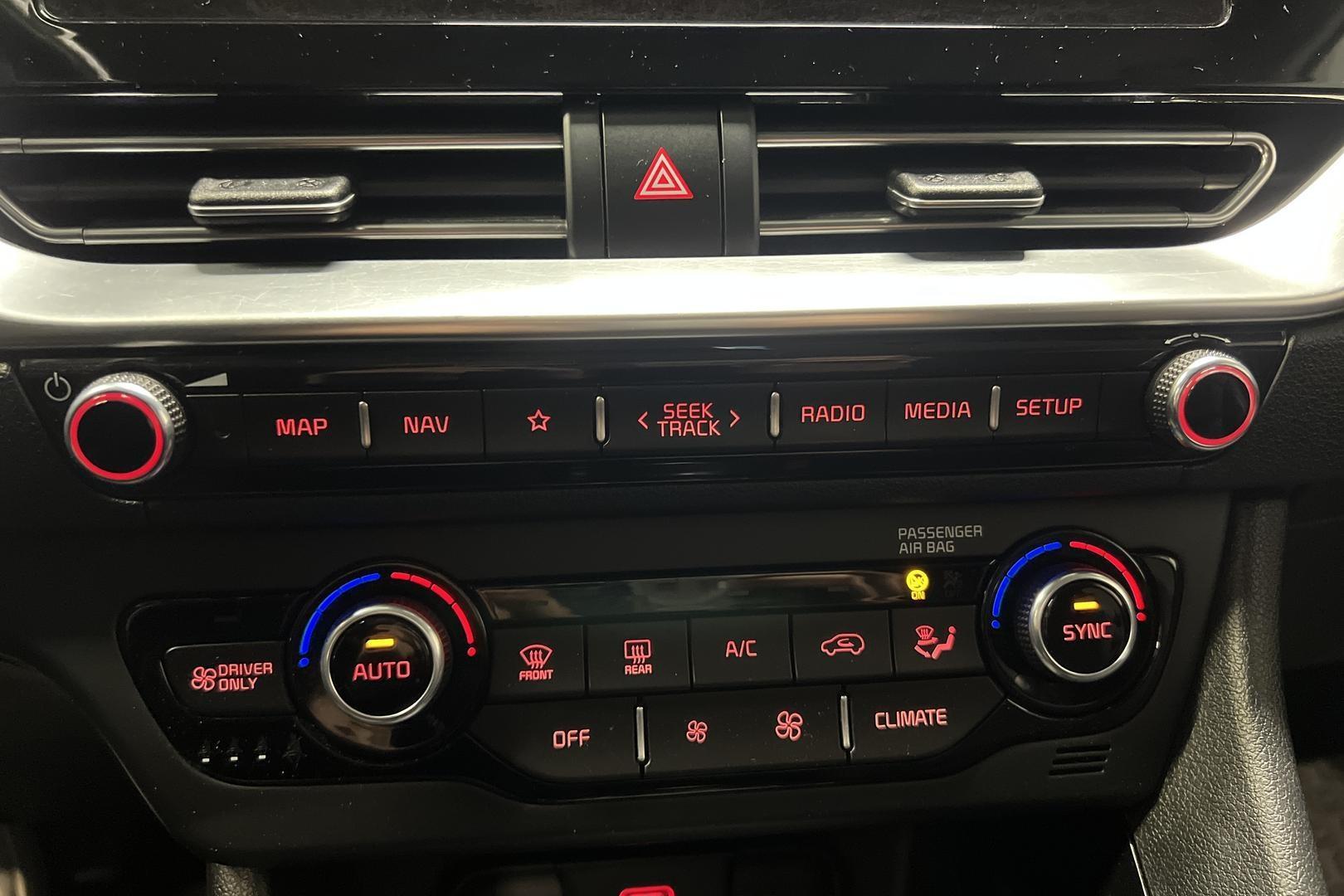 Kia Niro plug-in 21