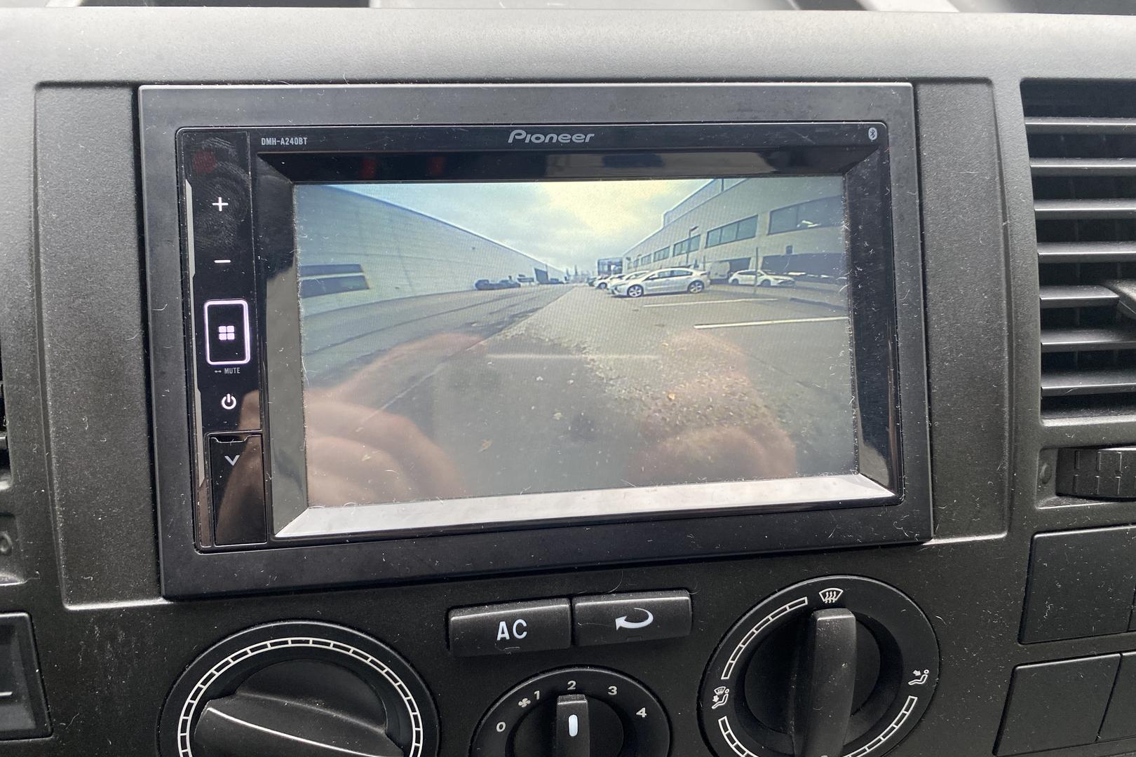 VOLKSWAGEN TRANSPORTER 2009