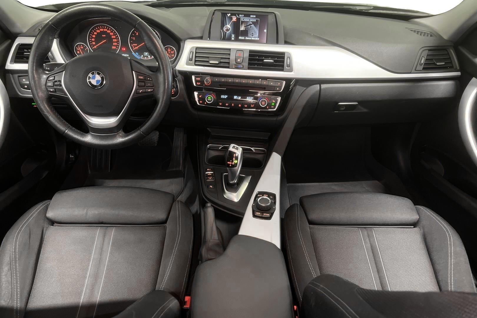 BMW 320 2016