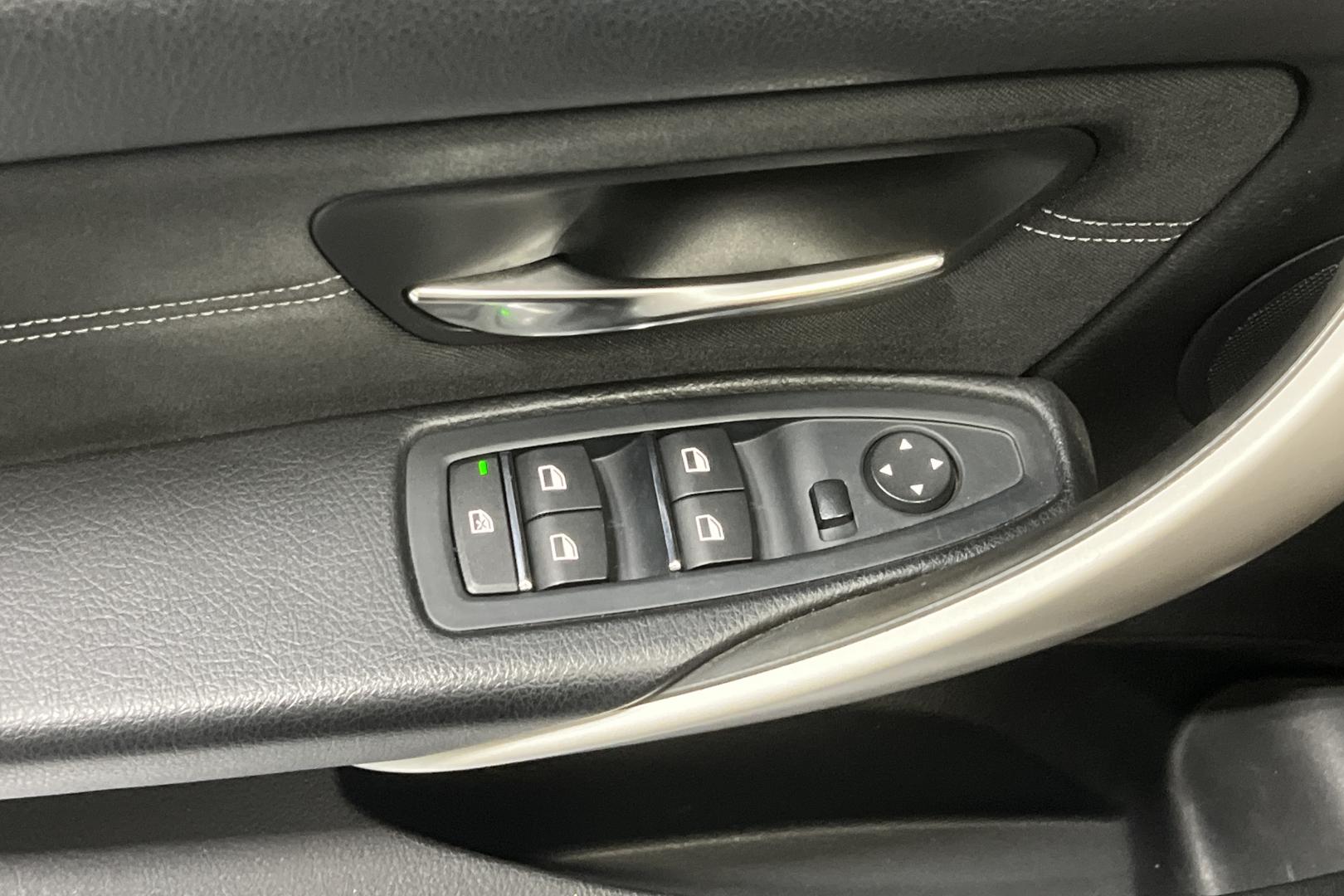 BMW 320 2016