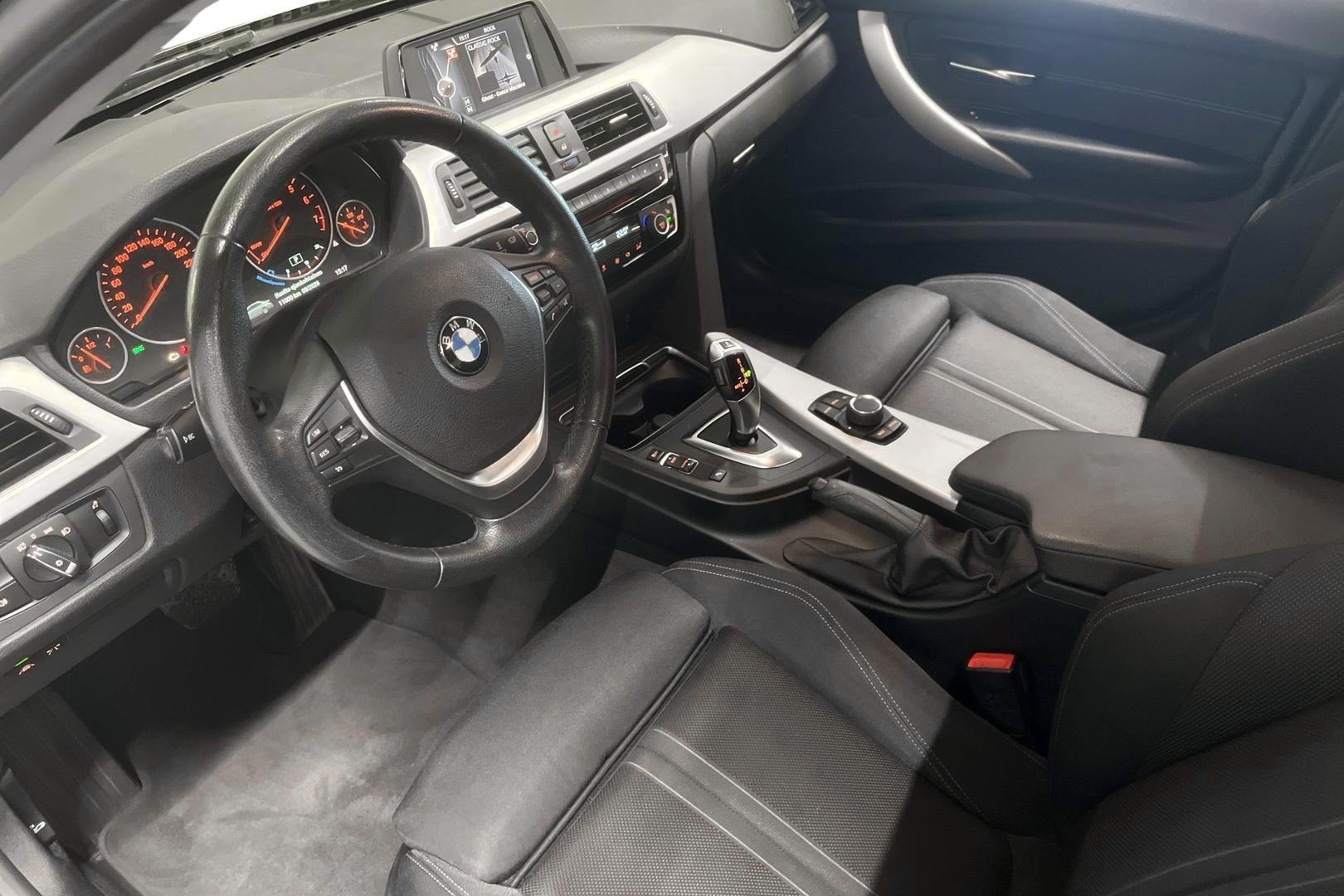 BMW 320 2016