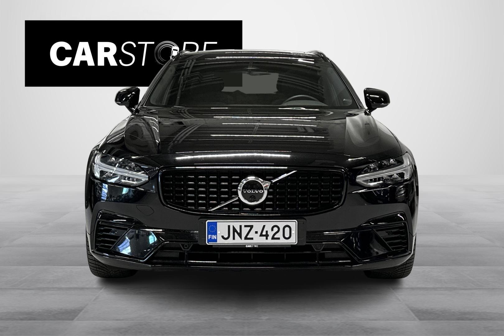 Volvo V90 2023