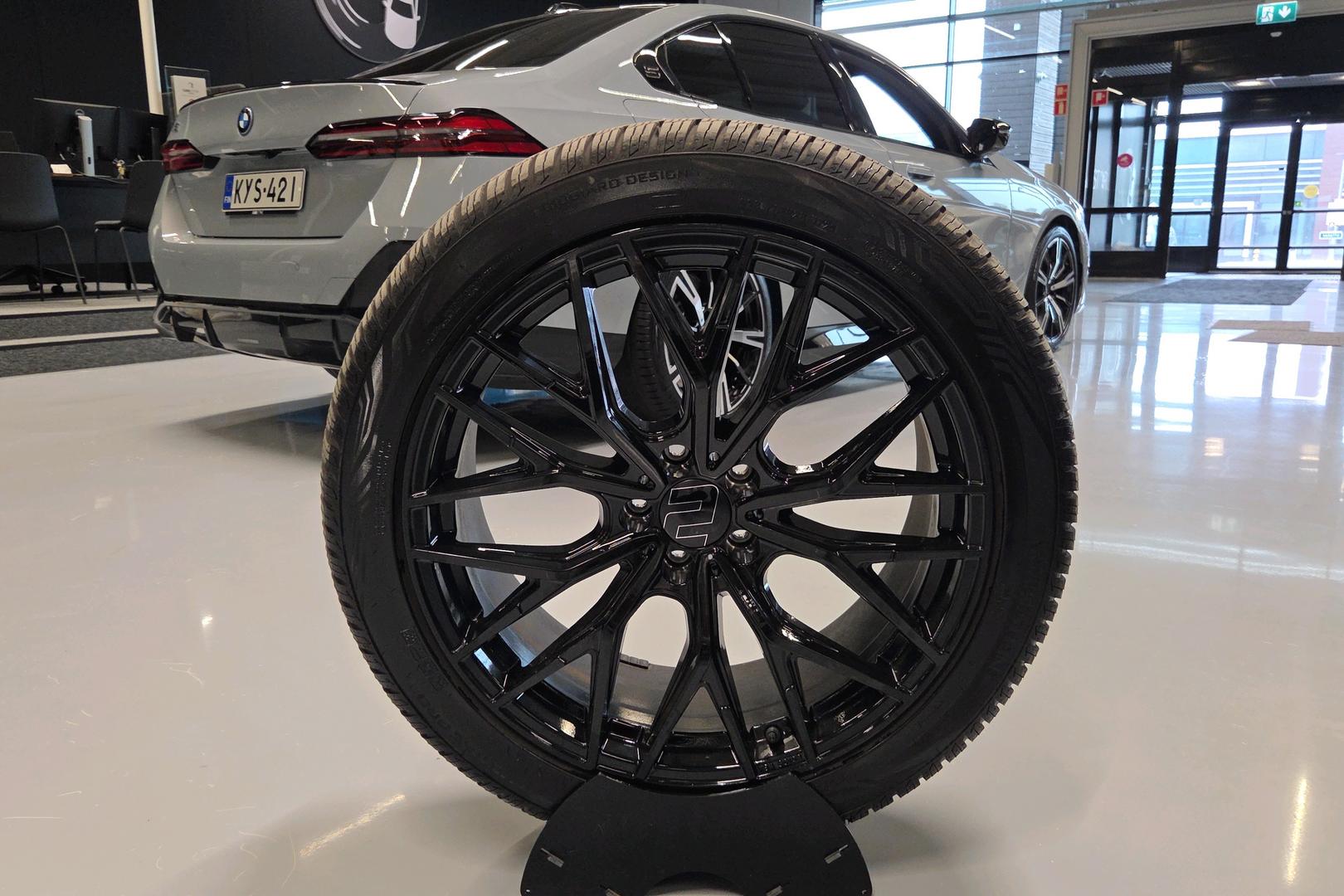 BMW i5 M60 2024