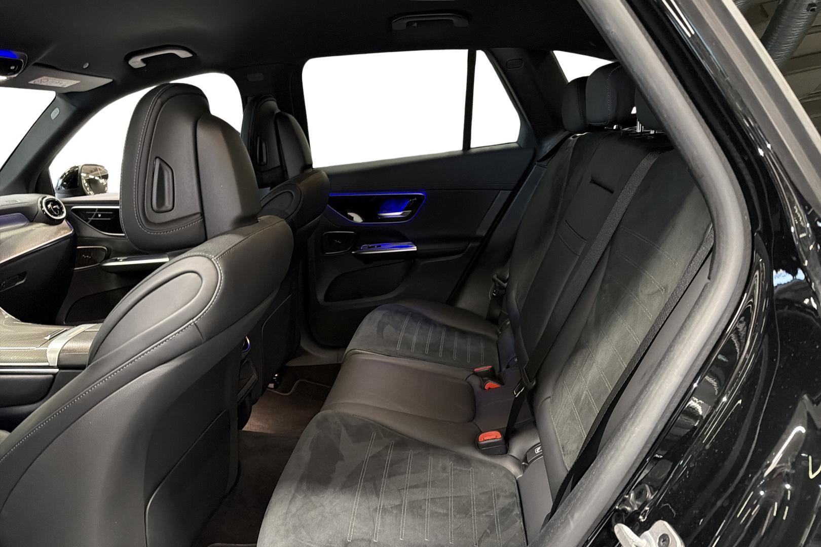 Mercedes-Benz GLC 10
