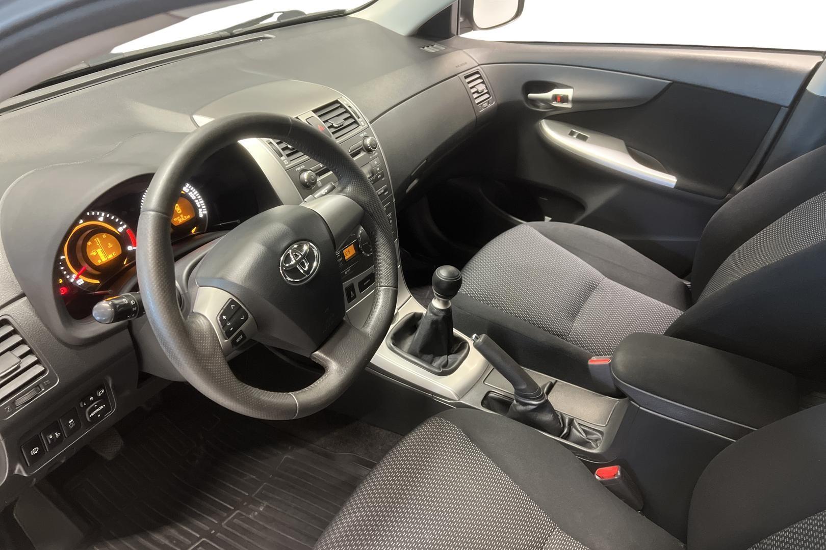 Toyota Corolla 2010