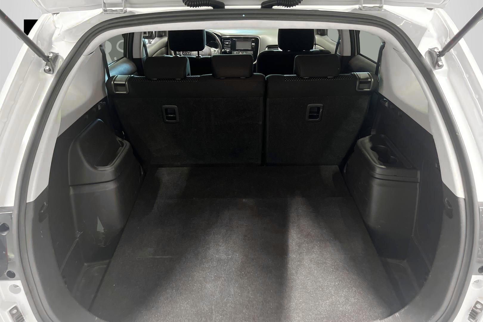 Mitsubishi Outlander 2016
