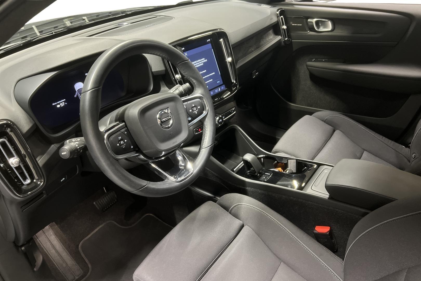 Volvo C40 10