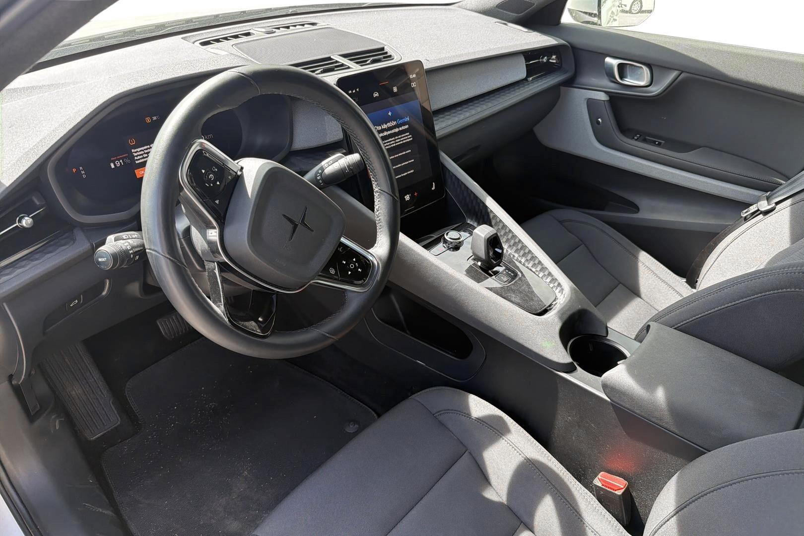 Polestar 2 2024
