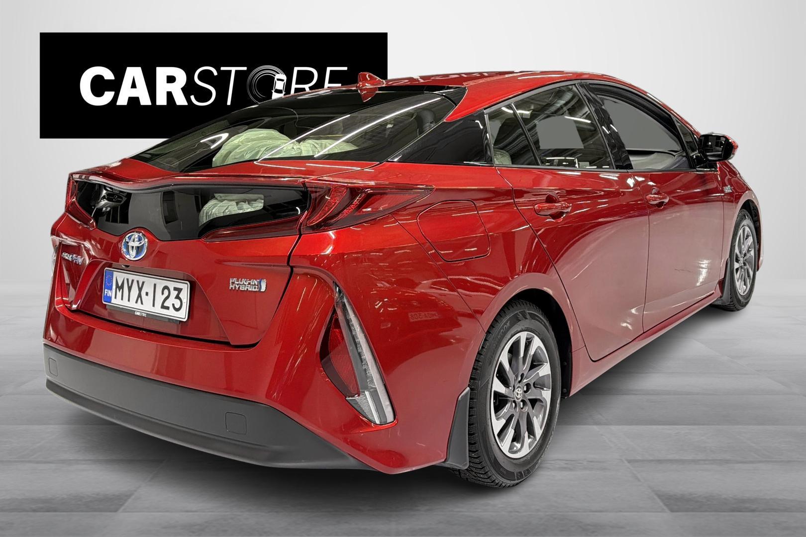 Toyota Prius Plug-in 2017