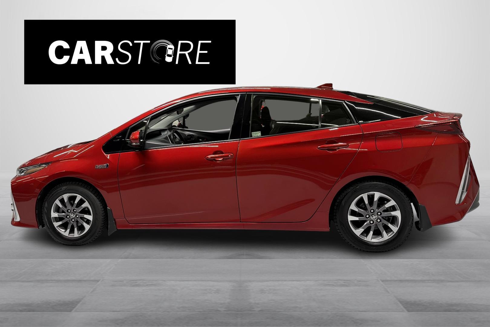 Toyota Prius Plug-in 2017