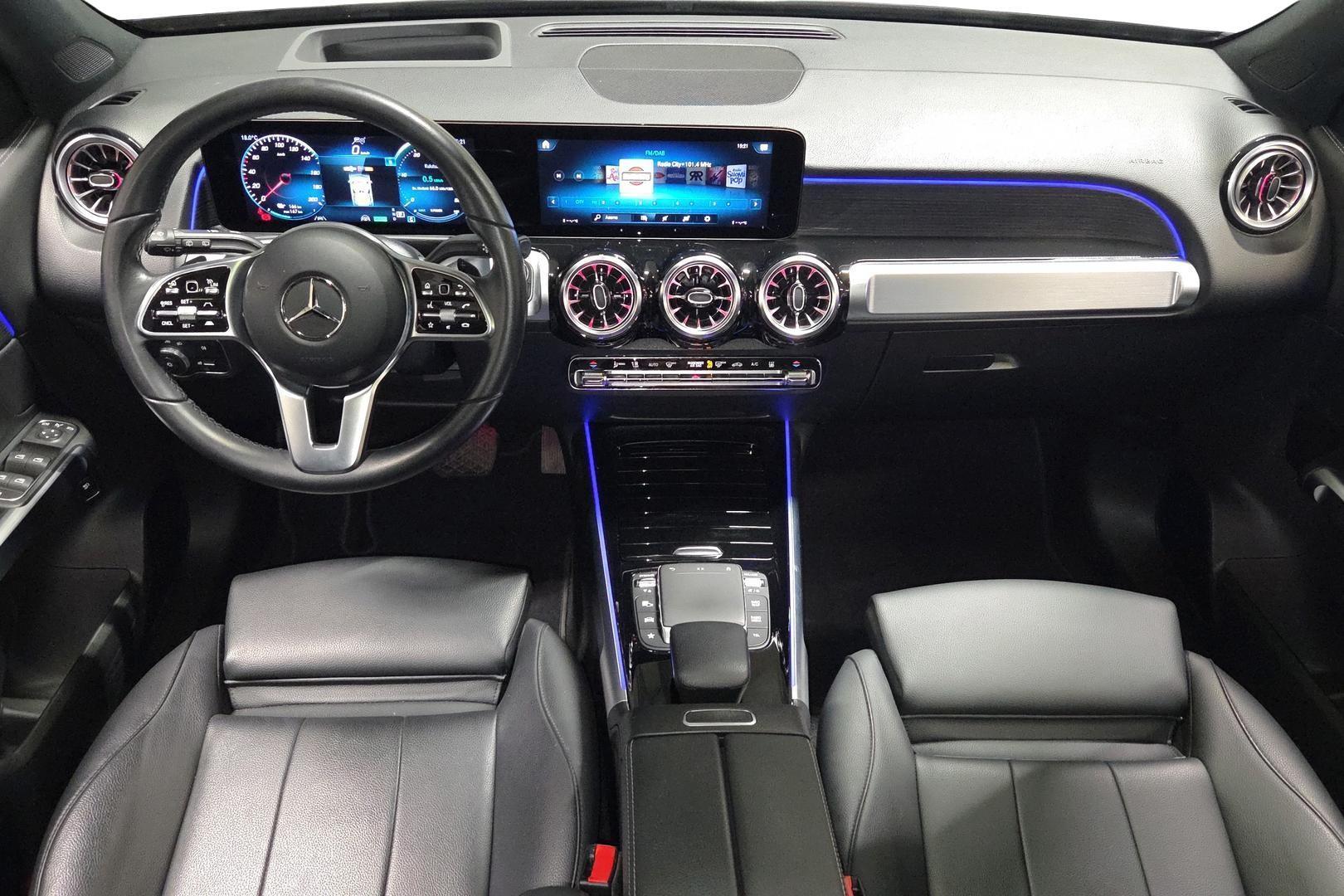 Mercedes-Benz EQB 14
