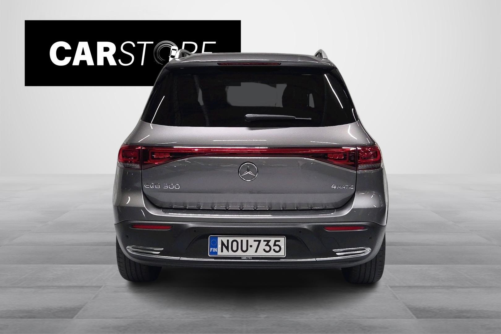 Mercedes-Benz EQB 7
